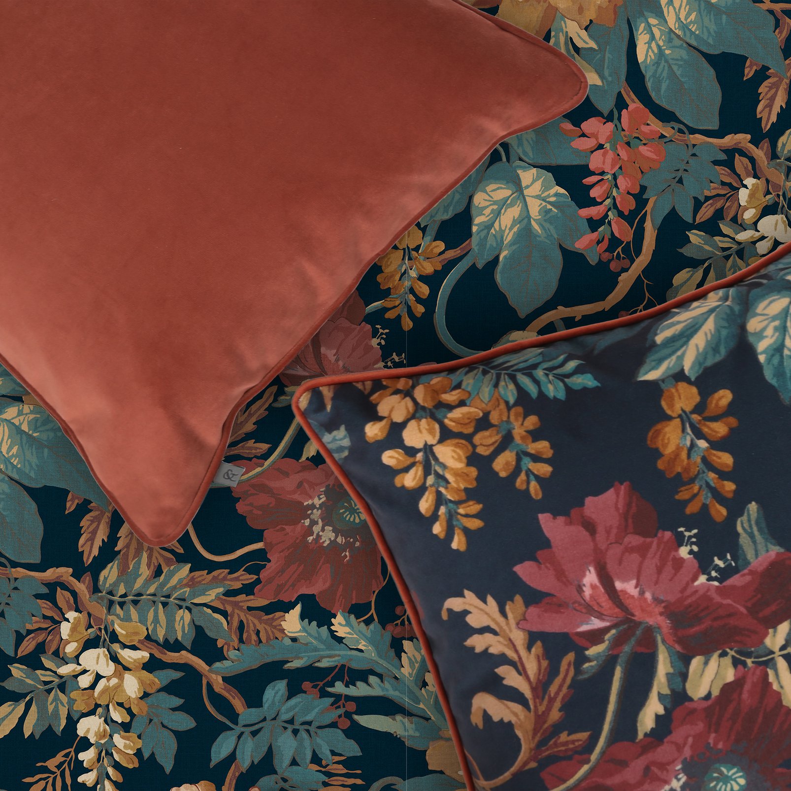 Florenzia Dusk Cushion - 120195_ROOMSET_03.jpg