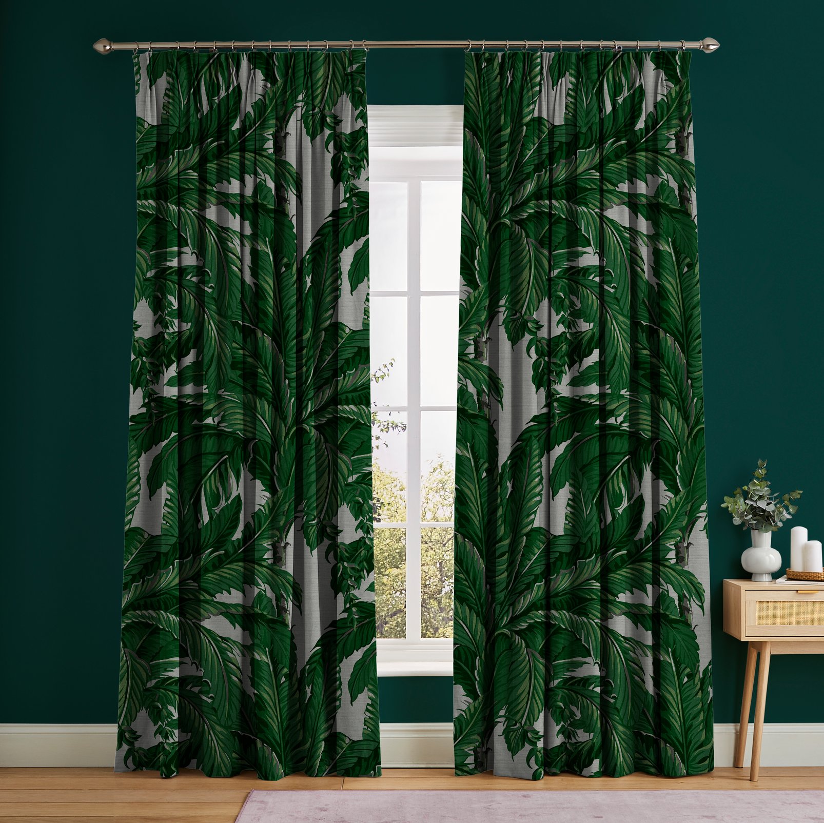 Daintree Palm Pearl Curtain - 121233cur_ROOMSET_01.jpg