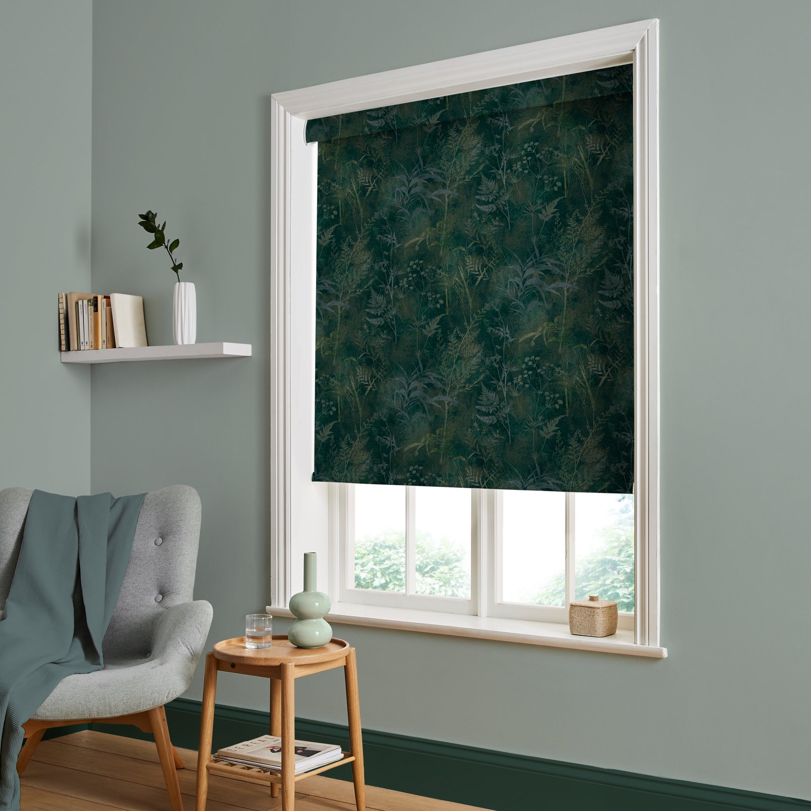 Restore Emerald Roller Blind - 121284rol_ROOMSET_01.jpg