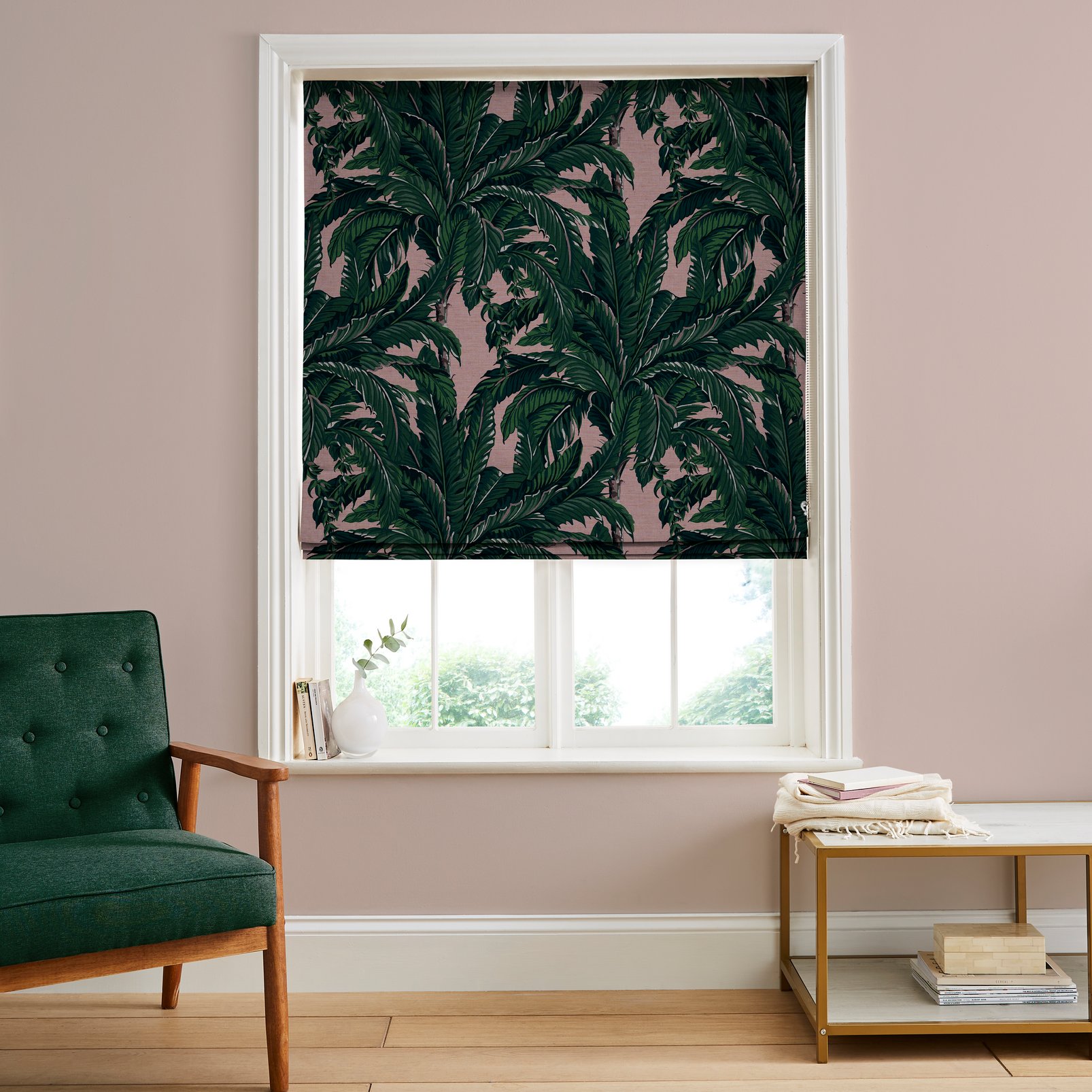 Daintree Palm Blush Roman Blind - 121231rom_ROOMSET_01.jpg