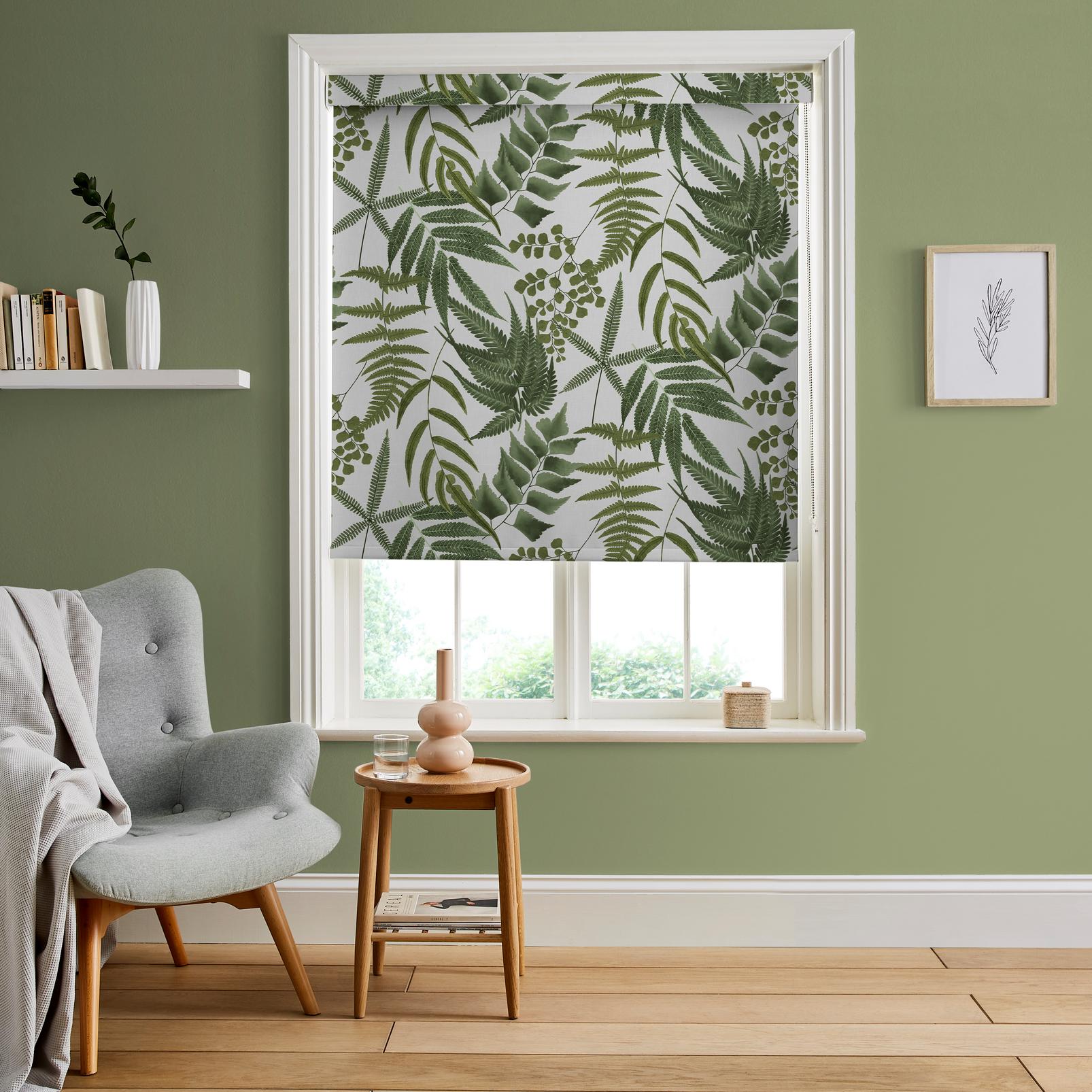 Midsummer Fern Lush Roller Blind - 115296rol_ROOMSET_01.jpg