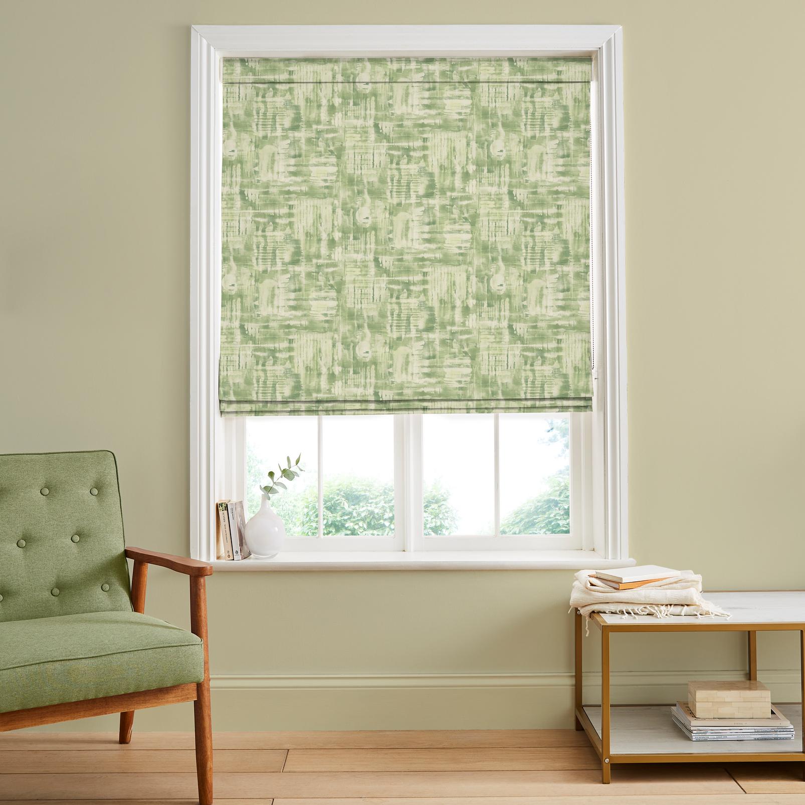 Reecho Green Roman Blind - 122459rom_ROOMSET_01.jpg