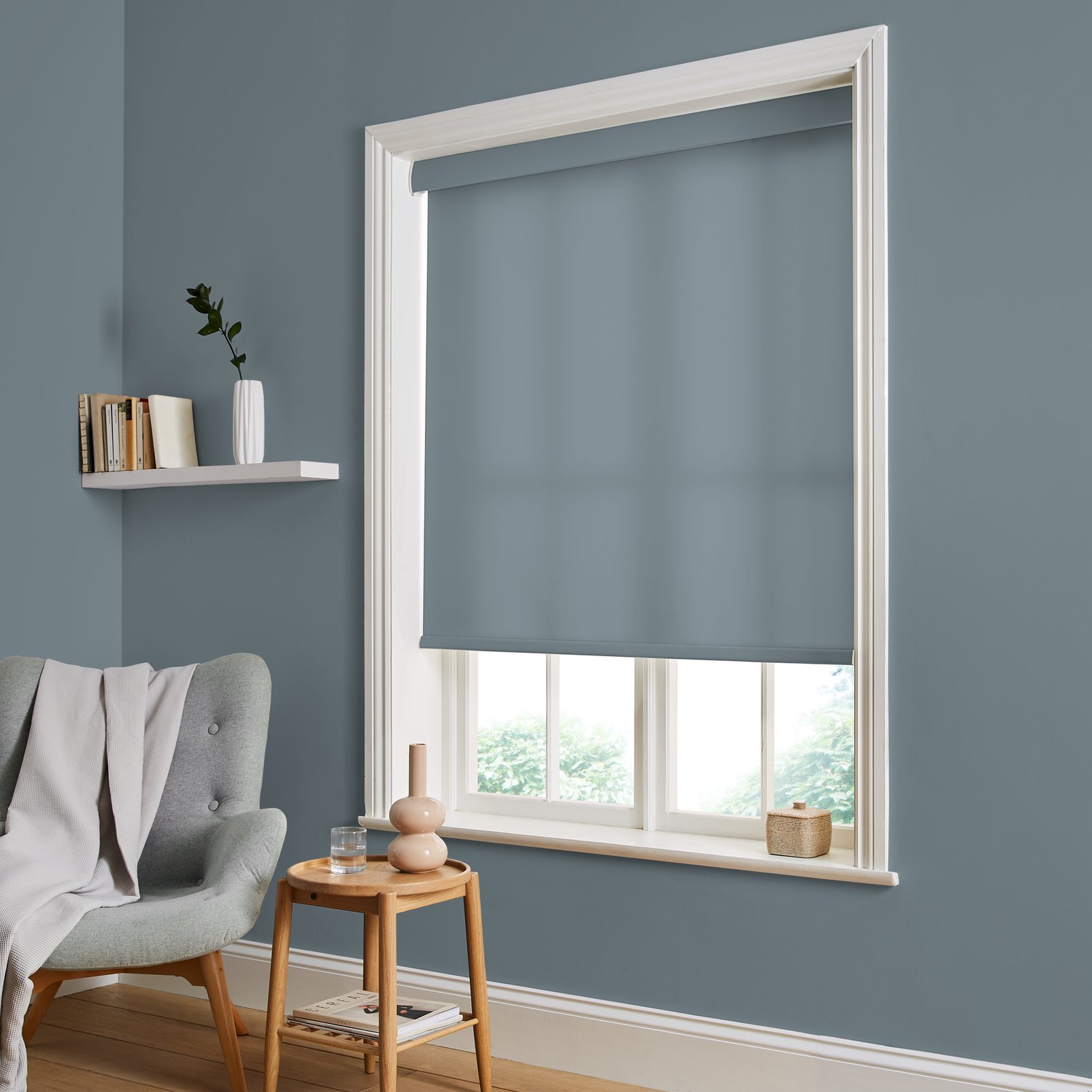 Elsie Roller Blind - 115335rol_ROOMSET_01.jpg