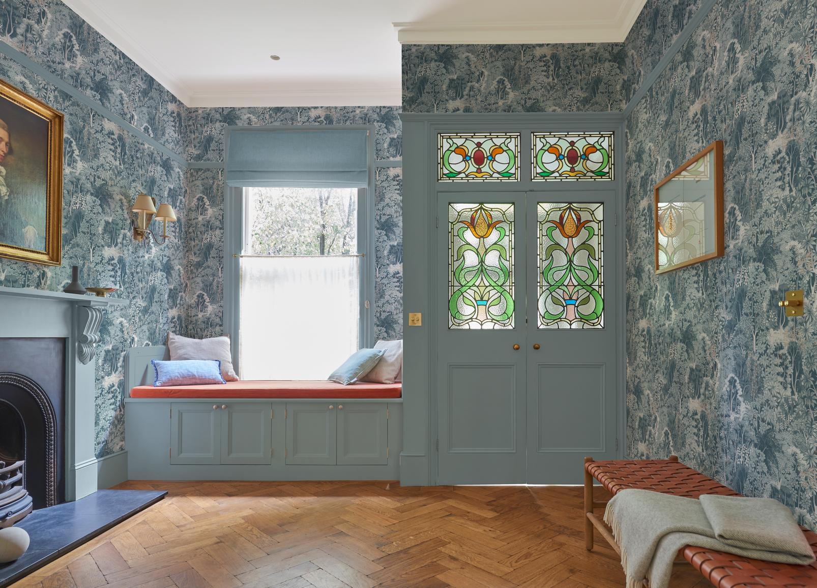 New Eden Porcelain Wallpaper - 121468_ROOMSET_01.jpg