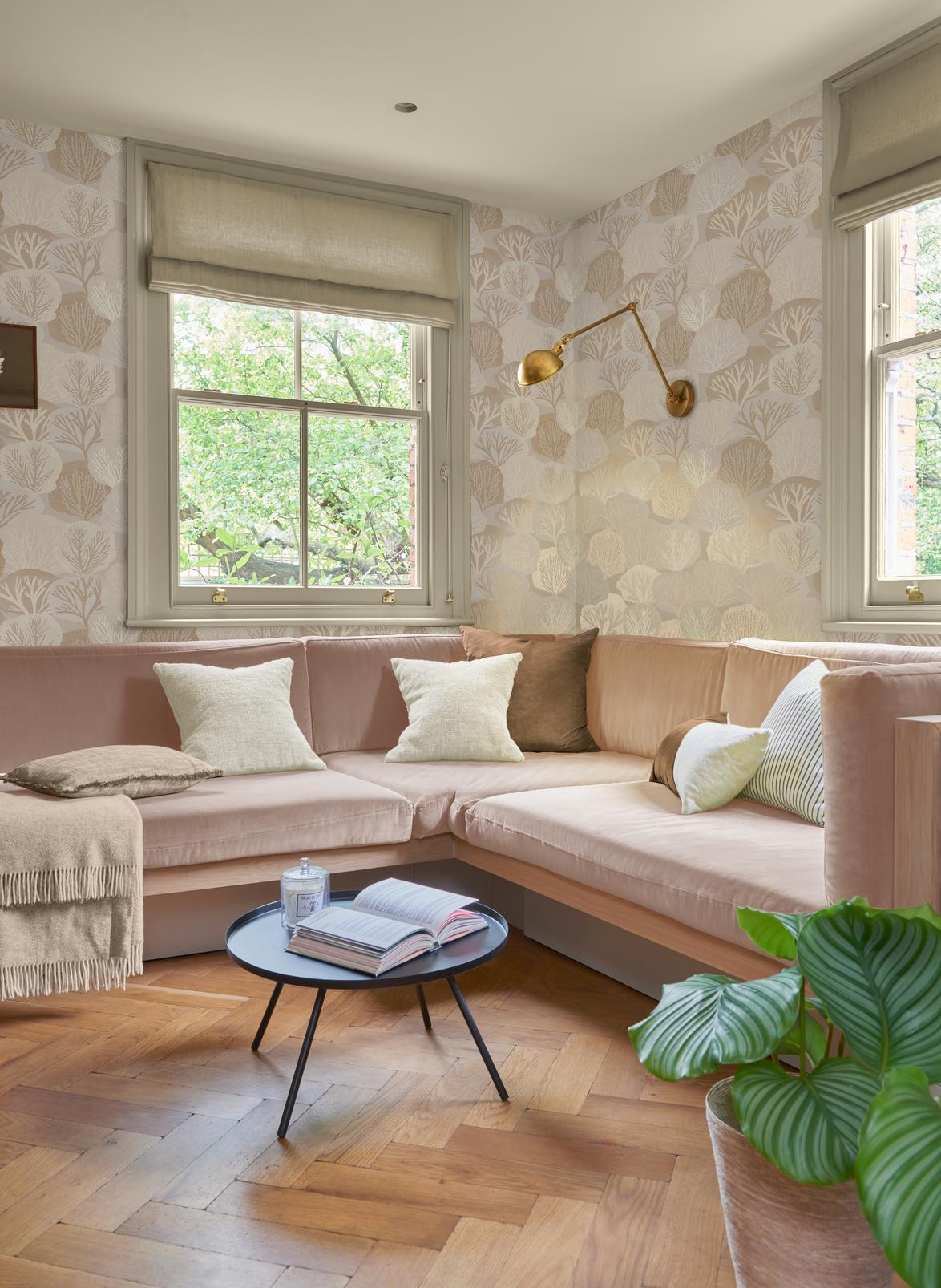 Twyla Warm Wallpaper - 121443_ROOMSET_01.jpg