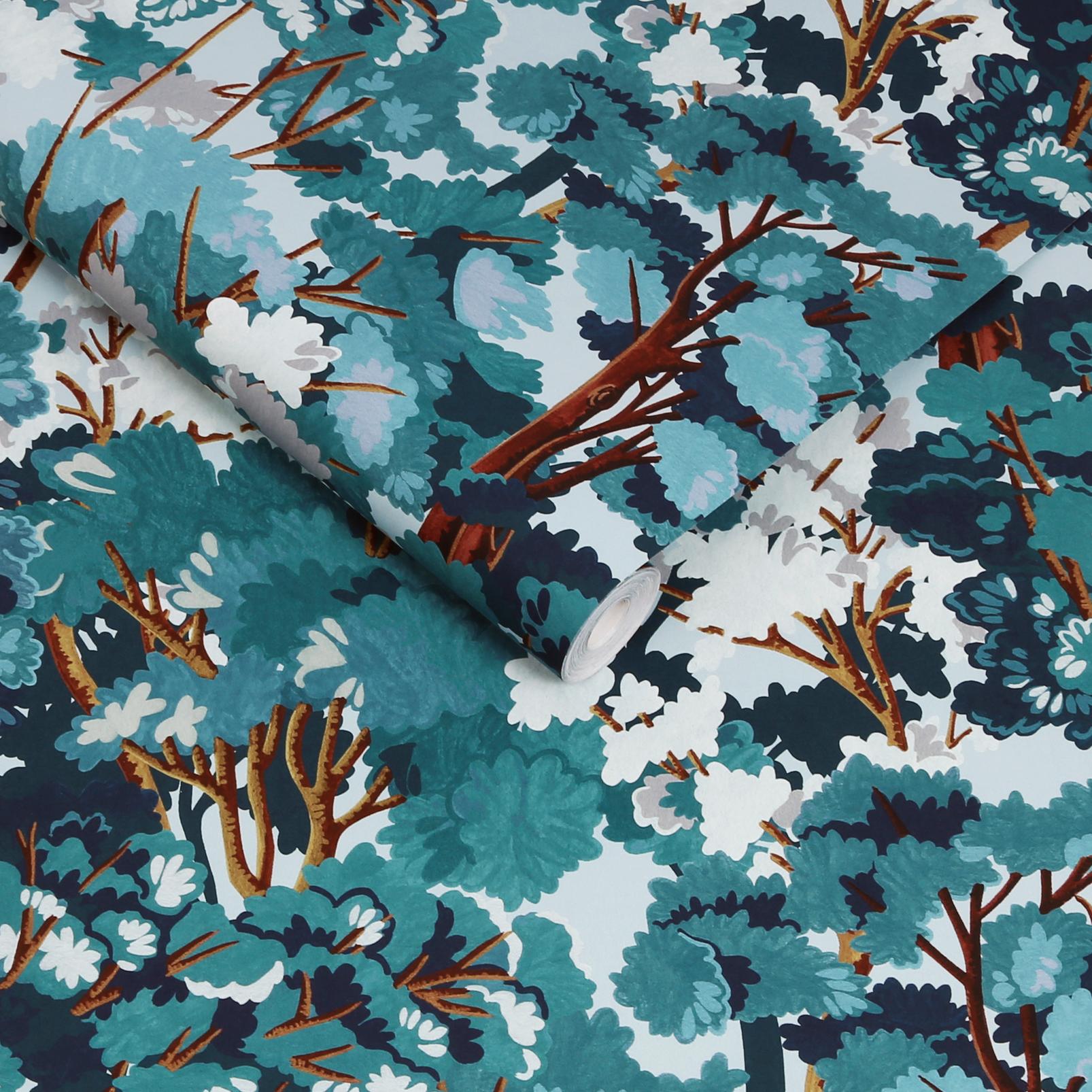 Folklore Tree Blue Wallpaper - 121453_ROLLSHOT_01.jpg