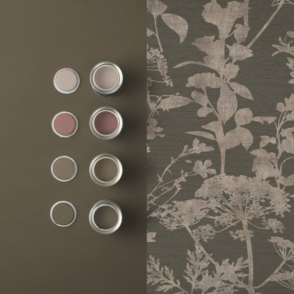 Esther Chocolate Wallpaper