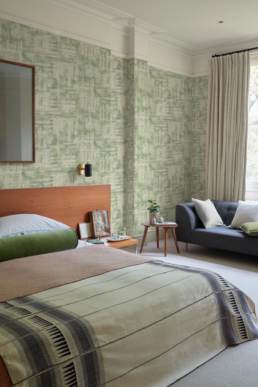 Reecho Green Wallpaper - 121435_ROOMSET_01.jpg