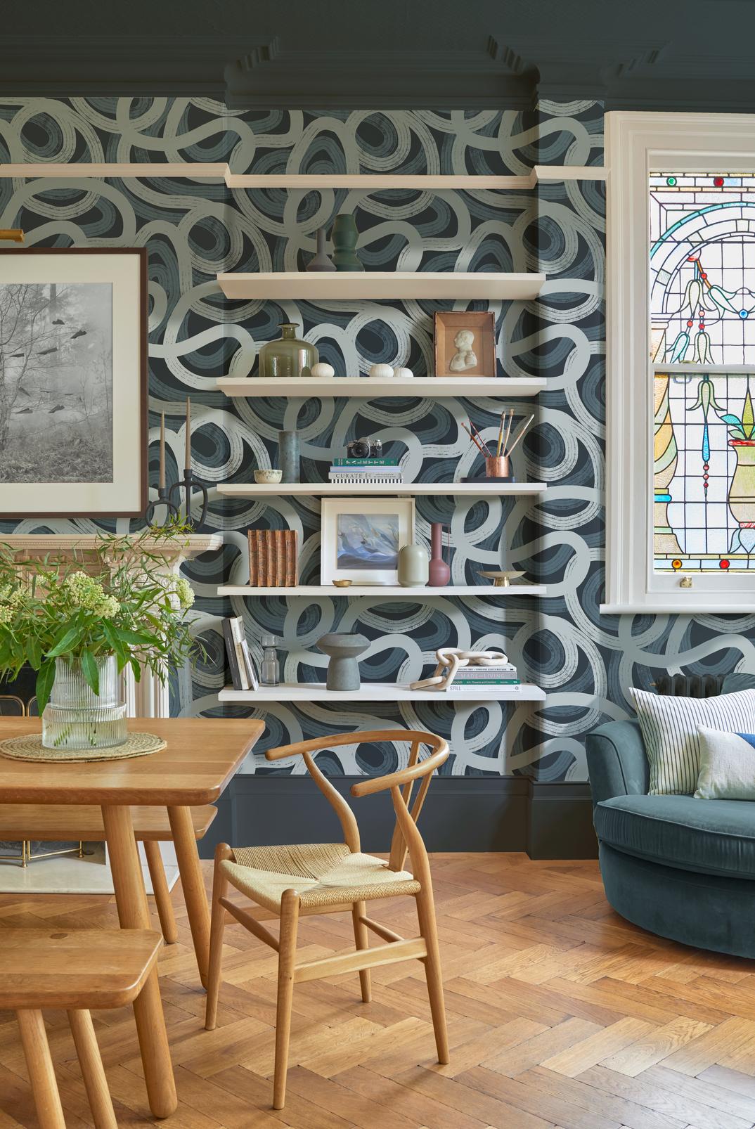 Ambire Navy Wallpaper - 121460_ROOMSET_01.jpg