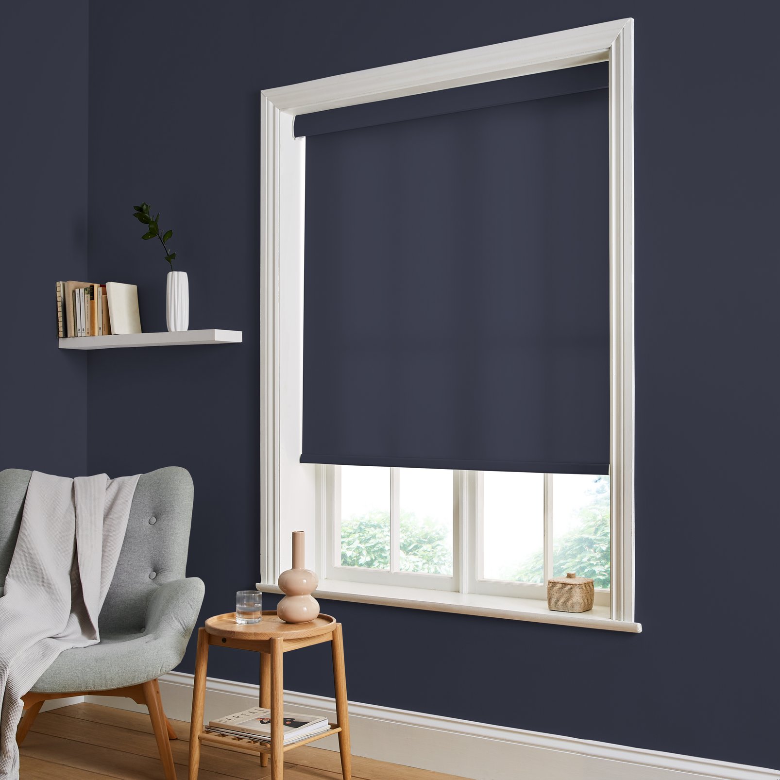 Notte Roller Blind - 115352rol_ROOMSET_01.jpg