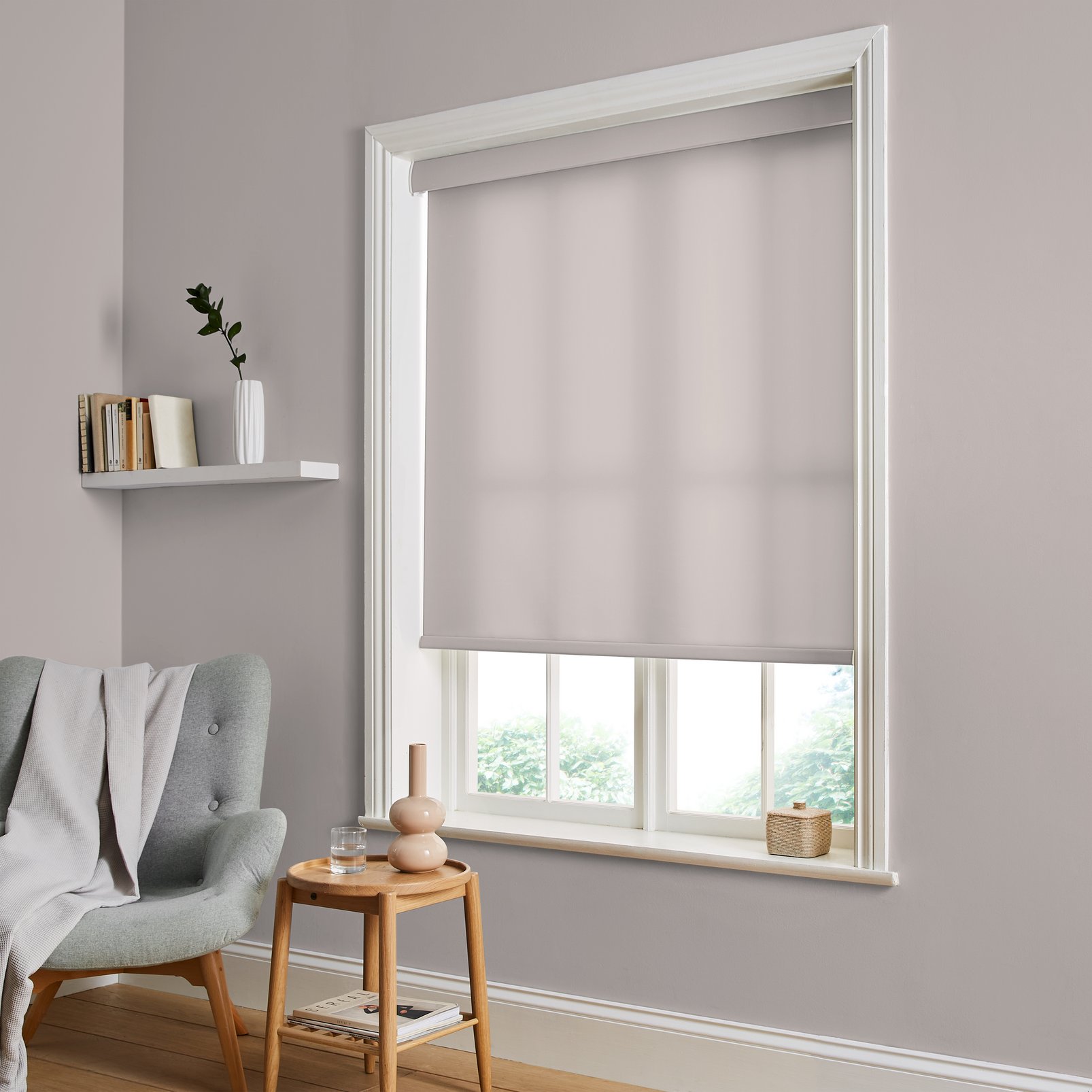 Pink Sands Roller Blind - 115370rol_ROOMSET_01.jpg