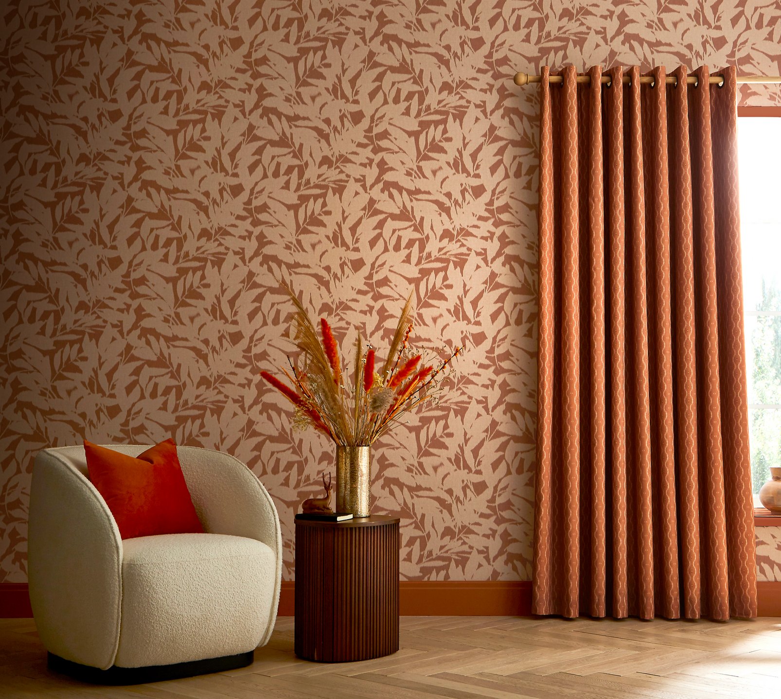 Shadow Play Clay Wallpaper - 124145_ROOMSET_01.jpg