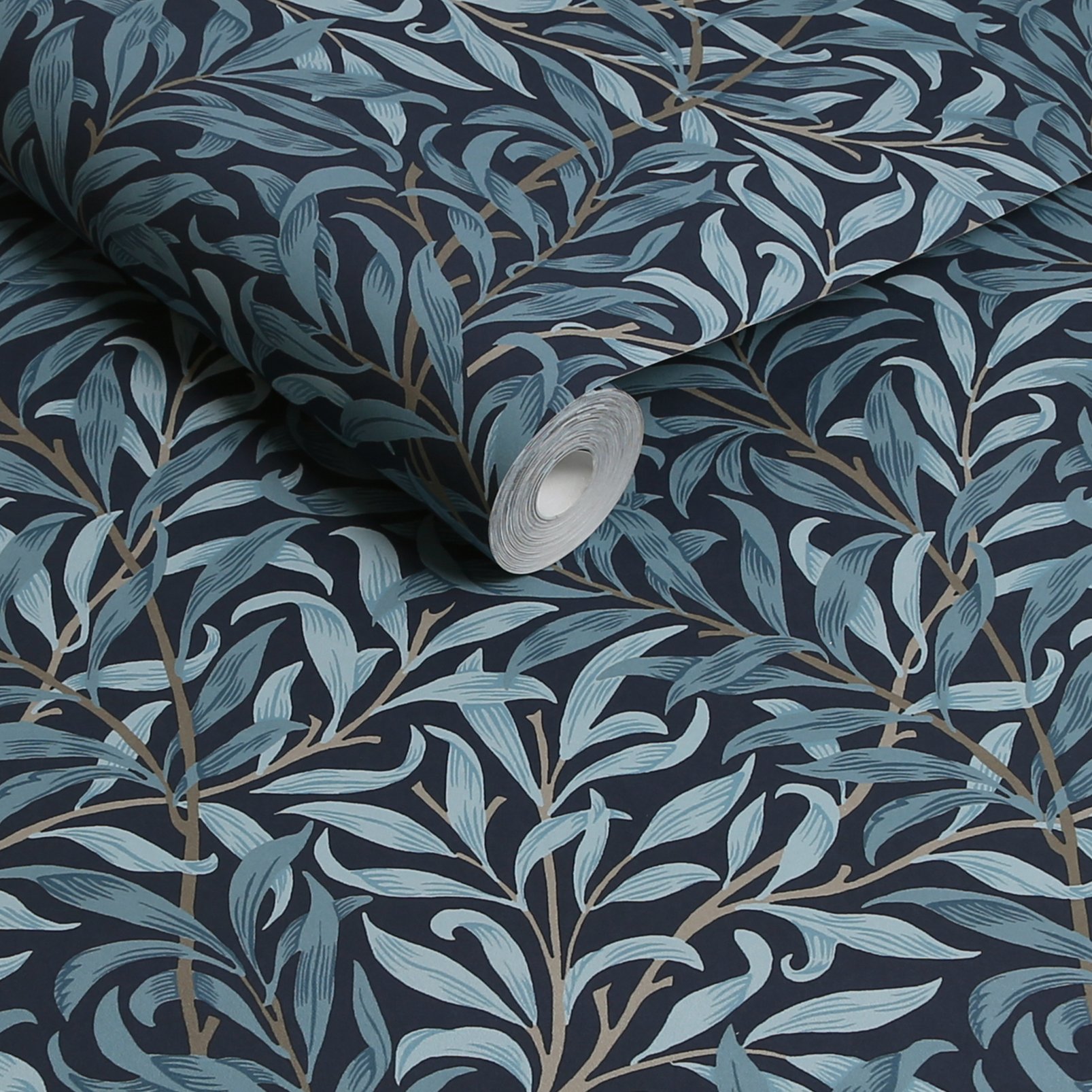 Willow Bough Deep Blues Wallpaper - 124246_ROLLSHOT_WILLOW BOUGH DEEP BLUES.jpg