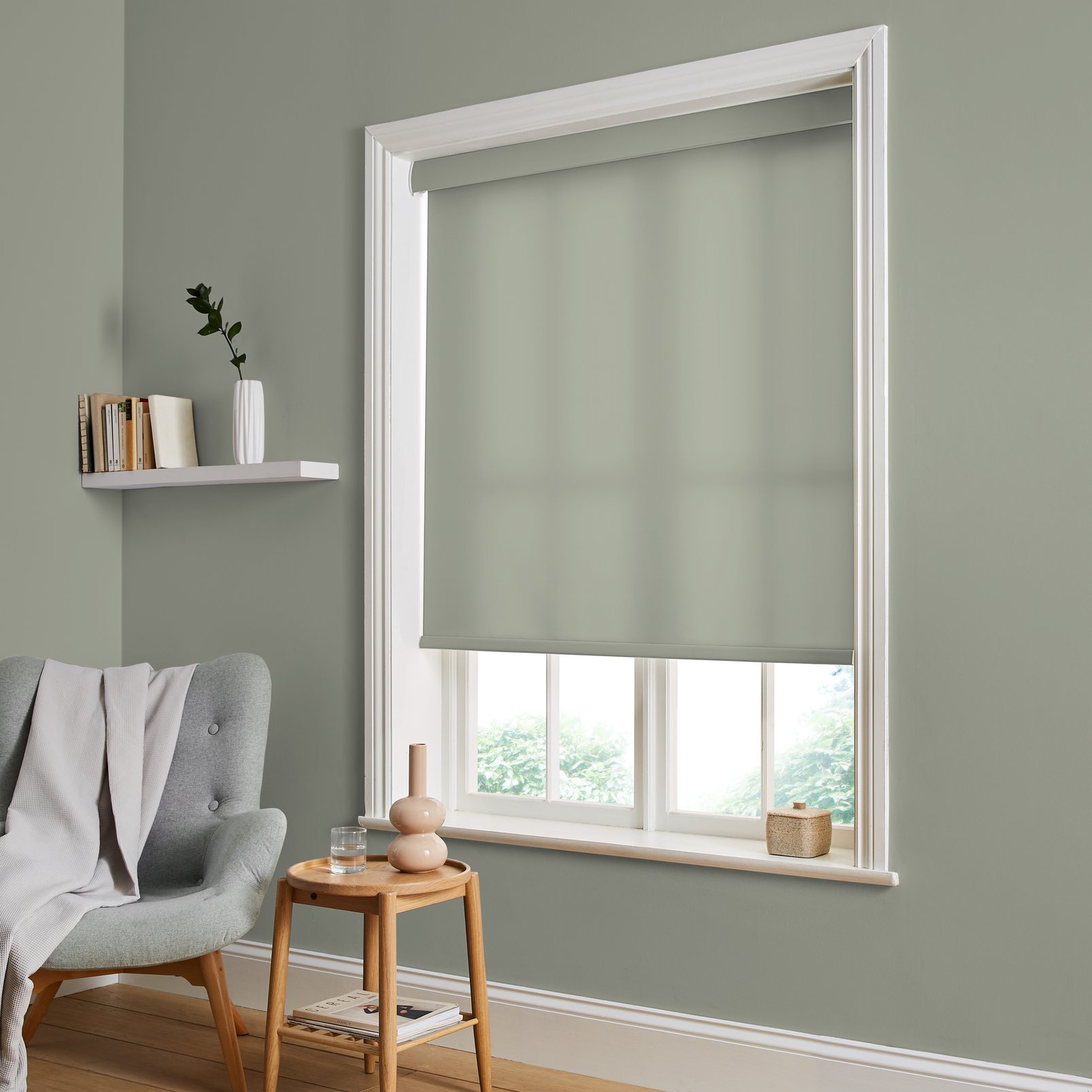 Whirl Roller Blind - 115343rol_ROOMSET_01.jpg