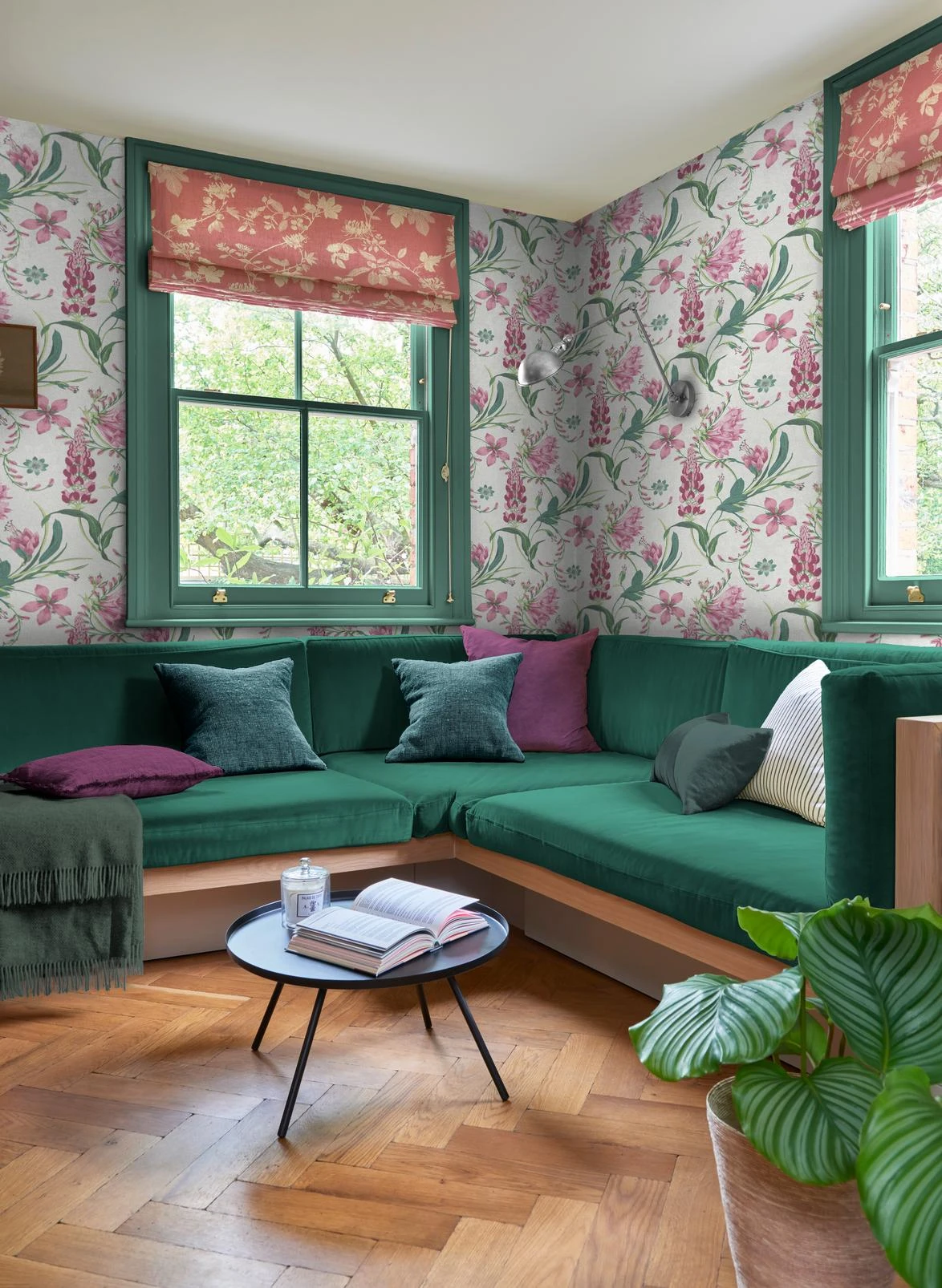 Botanist's Scroll Pink Wallpaper - 130296_ROOMSET_02.jpg
