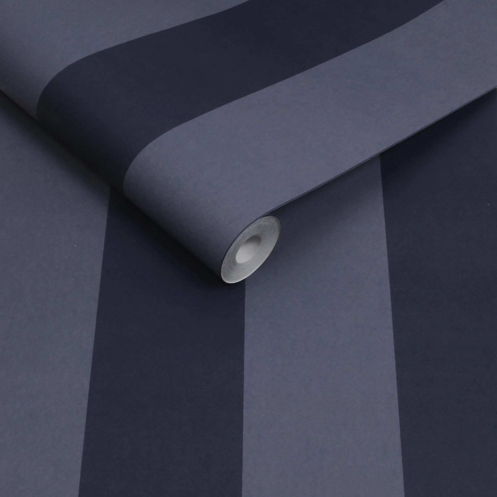 Quartet Stripe Midnight Wallpaper - 131445_ROLLSHOT_01.jpg