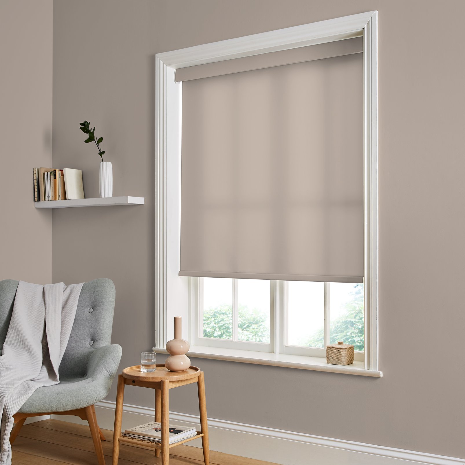 Canvas Roller Blind - 115340rol_ROOMSET_01.jpg