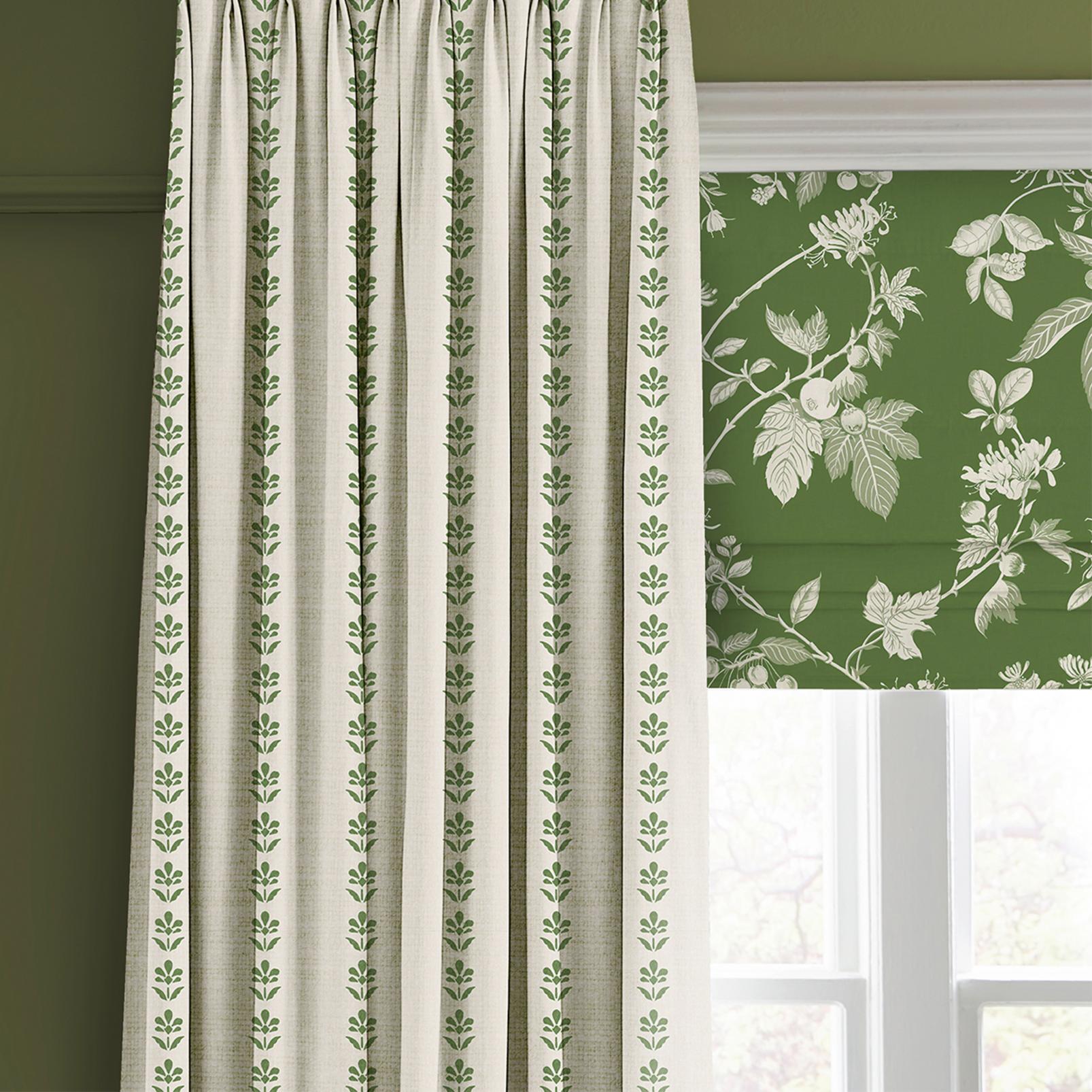 Garden Vine Apple Green Roman Blind close up image