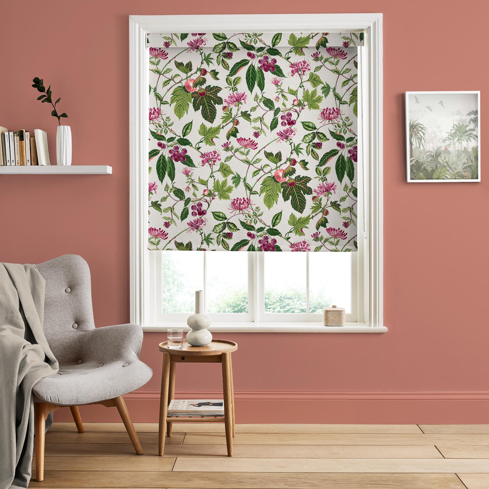 Craftwork Trail Day Roller Blind - 131559rol_ROOMSET_01.jpg