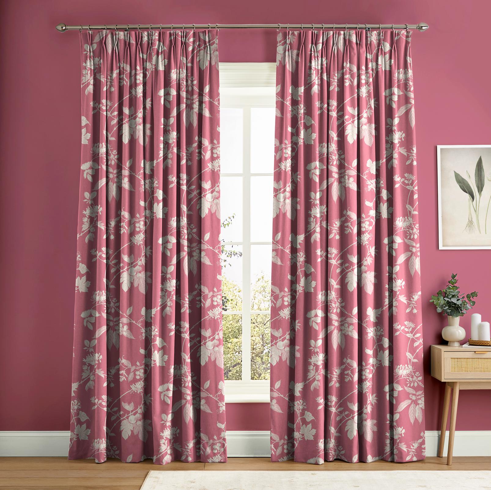 Garden Vine Pink Curtain - 131569cur_ROOMSET_01.jpg