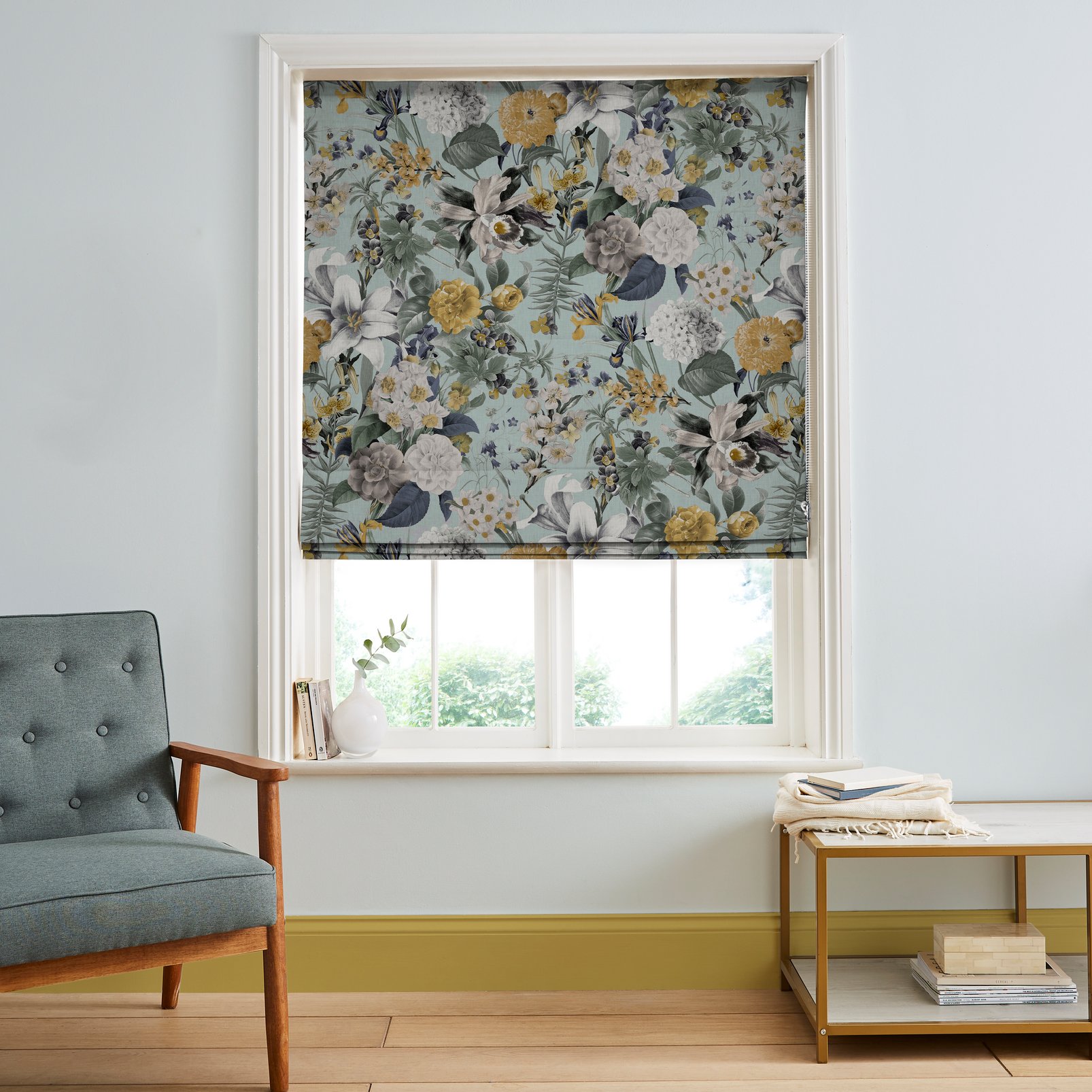 Glasshouse Flora Morning Roman Blind - 116283rom_ROOMSET_01.jpg