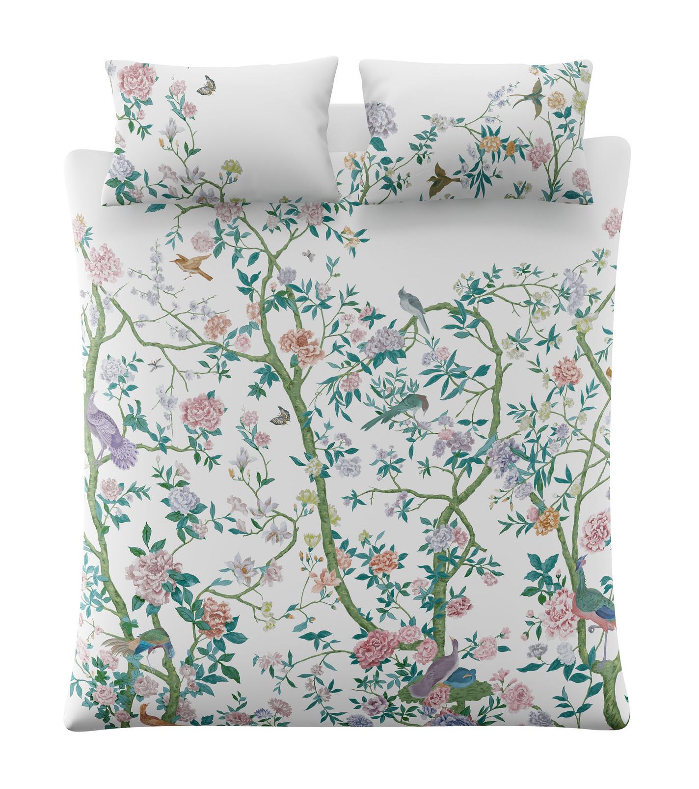 Chinoiserie Garden Green Duvet Cover Set flatlay image