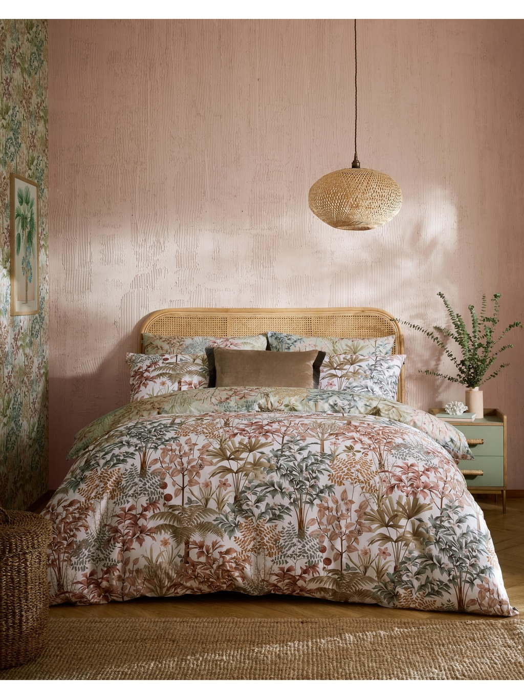 Jardin Botanico Soft Sage Duvet Cover Set in a Roomset