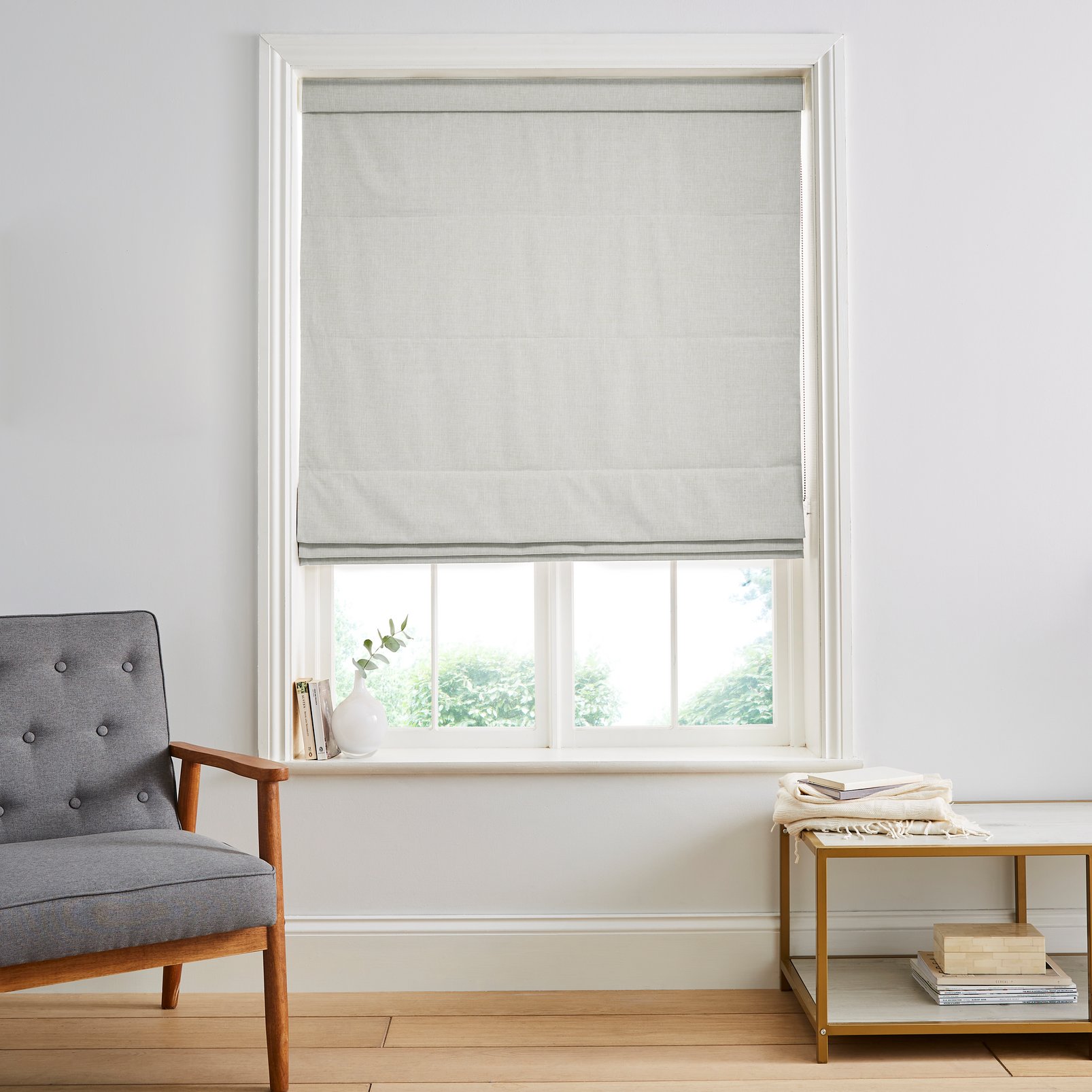 Wallace Chalk Roman Blind - 116220rom_ROOMSET_01.jpg