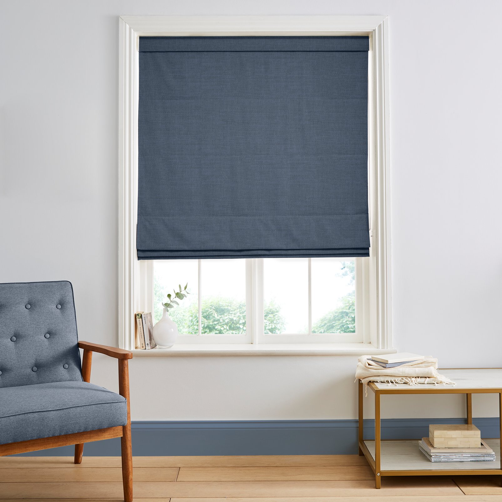 Wallace Cornflower Roman Blind - 116223rom_ROOMSET_01.jpg