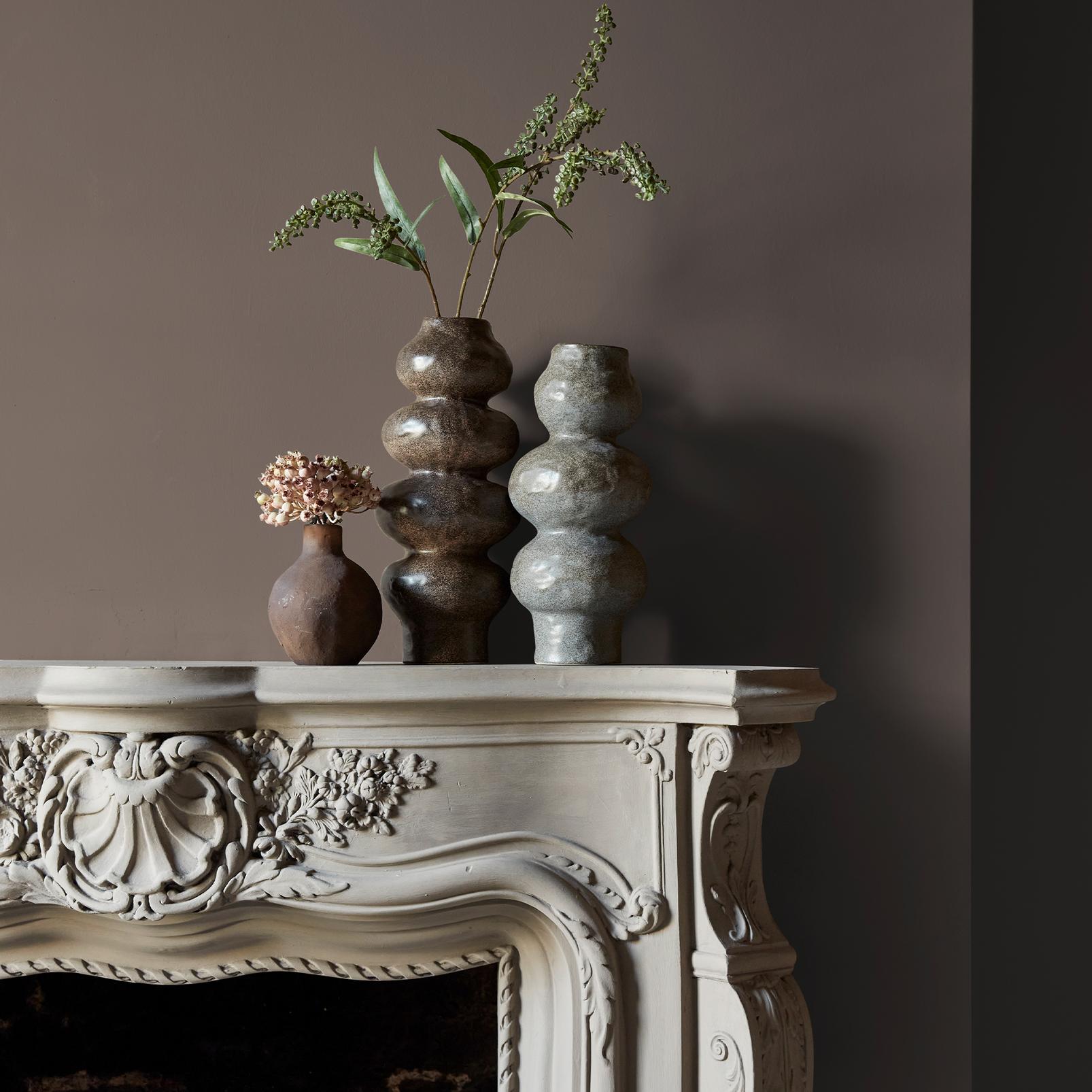 Abigail Ahern Dusk Falls Paint - 131471_DETAIL_DUSK FALLS_03.jpg