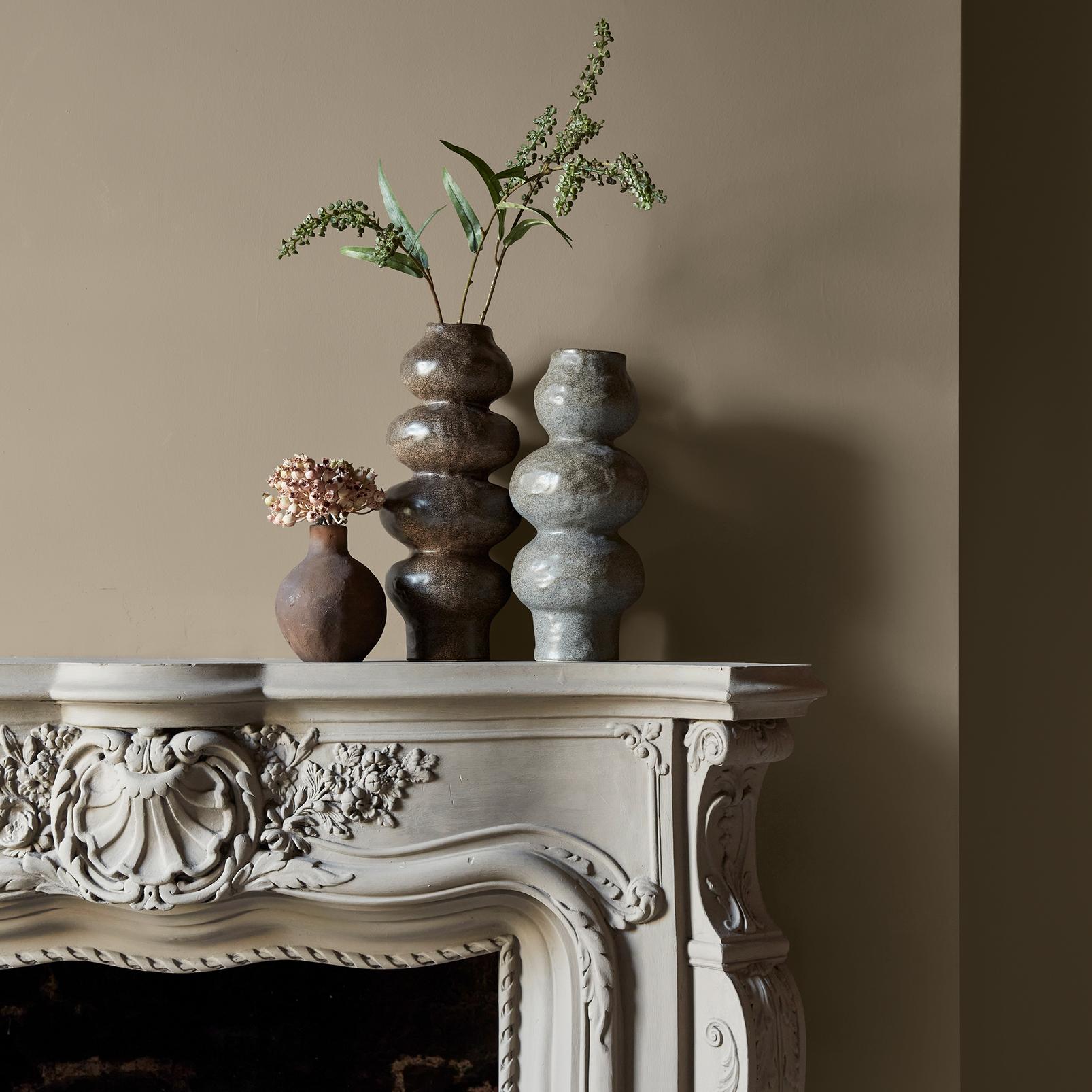 Abigail Ahern Dusk Falls Paint - 131471_DETAIL_DUSK FALLS_04.jpg