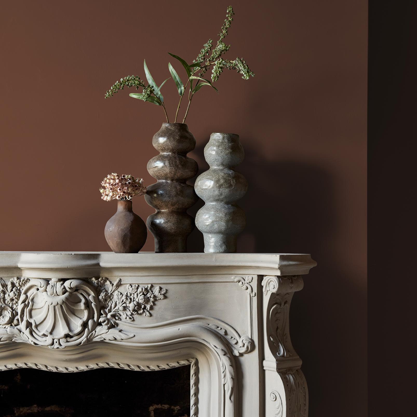 Abigail Ahern Earthen Nomad Paint - 131459_DETAIL_EARTHEN NOMAD_04.jpg