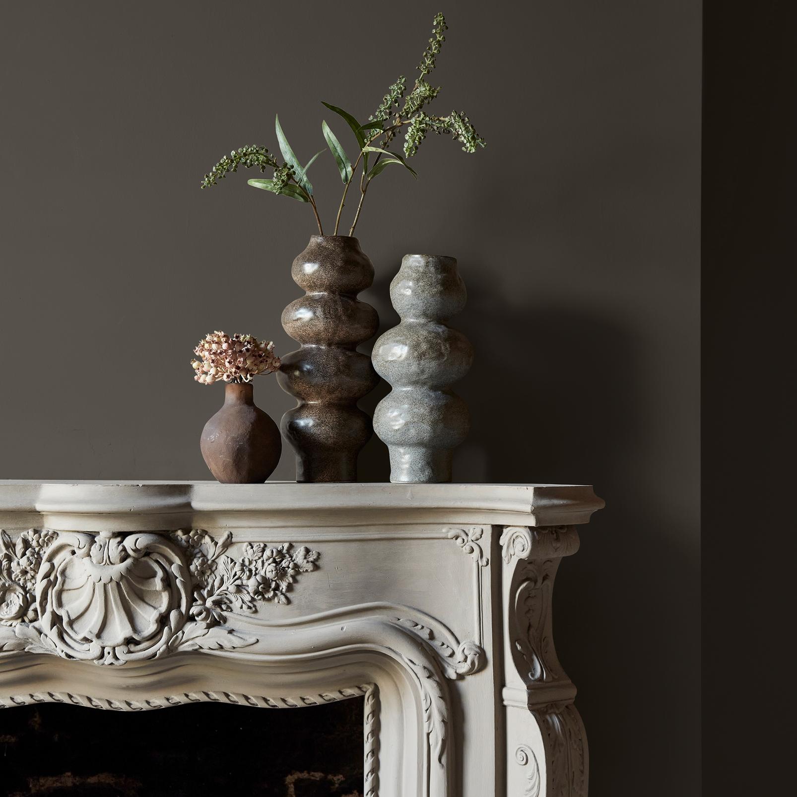 Abigail Ahern Smoky River Paint - 131457_DETAIL_SMOKY RIVER_04.jpg