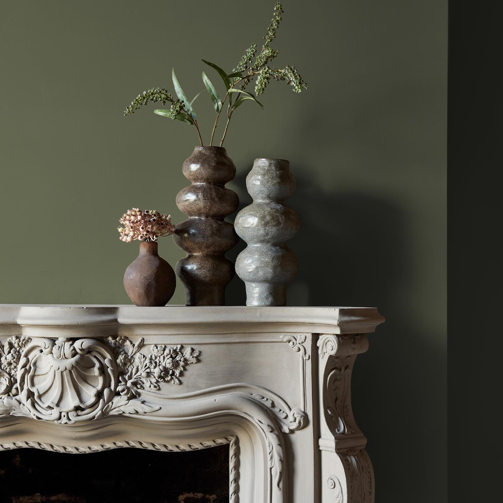 Abigail Ahern Kelp Harbour Paint - 131486_DETAIL_KELP HARBOUR_03.jpg