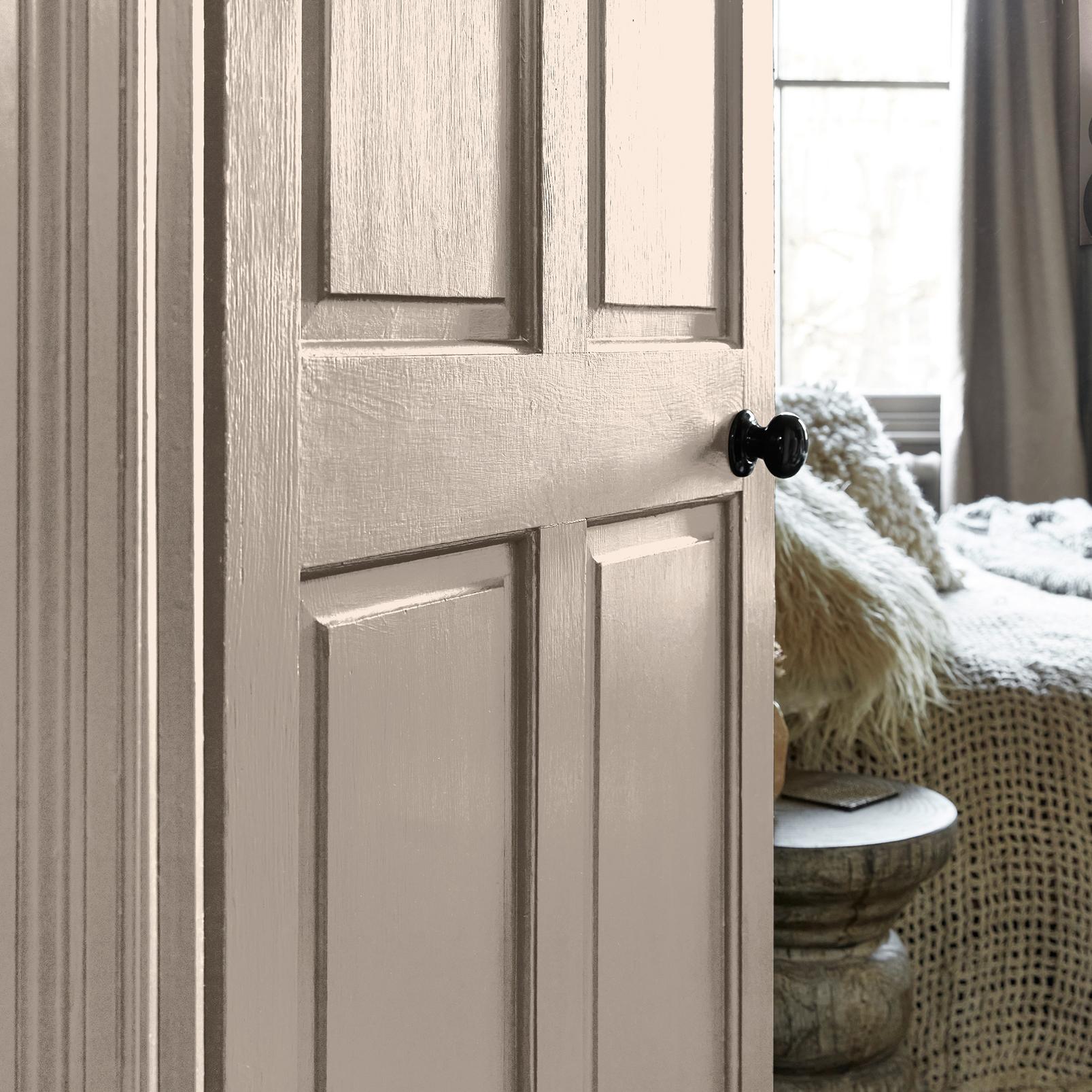 Abigail Ahern Ruffled Muslin Paint - 131472_DETAIL_RUFFLED MUSLIN_03.jpg