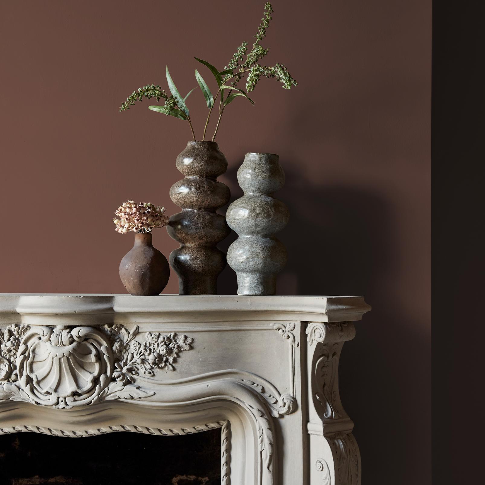 Abigail Ahern Oaken Cask Paint - 131466_DETAIL_OAKEN CASK_03.jpg