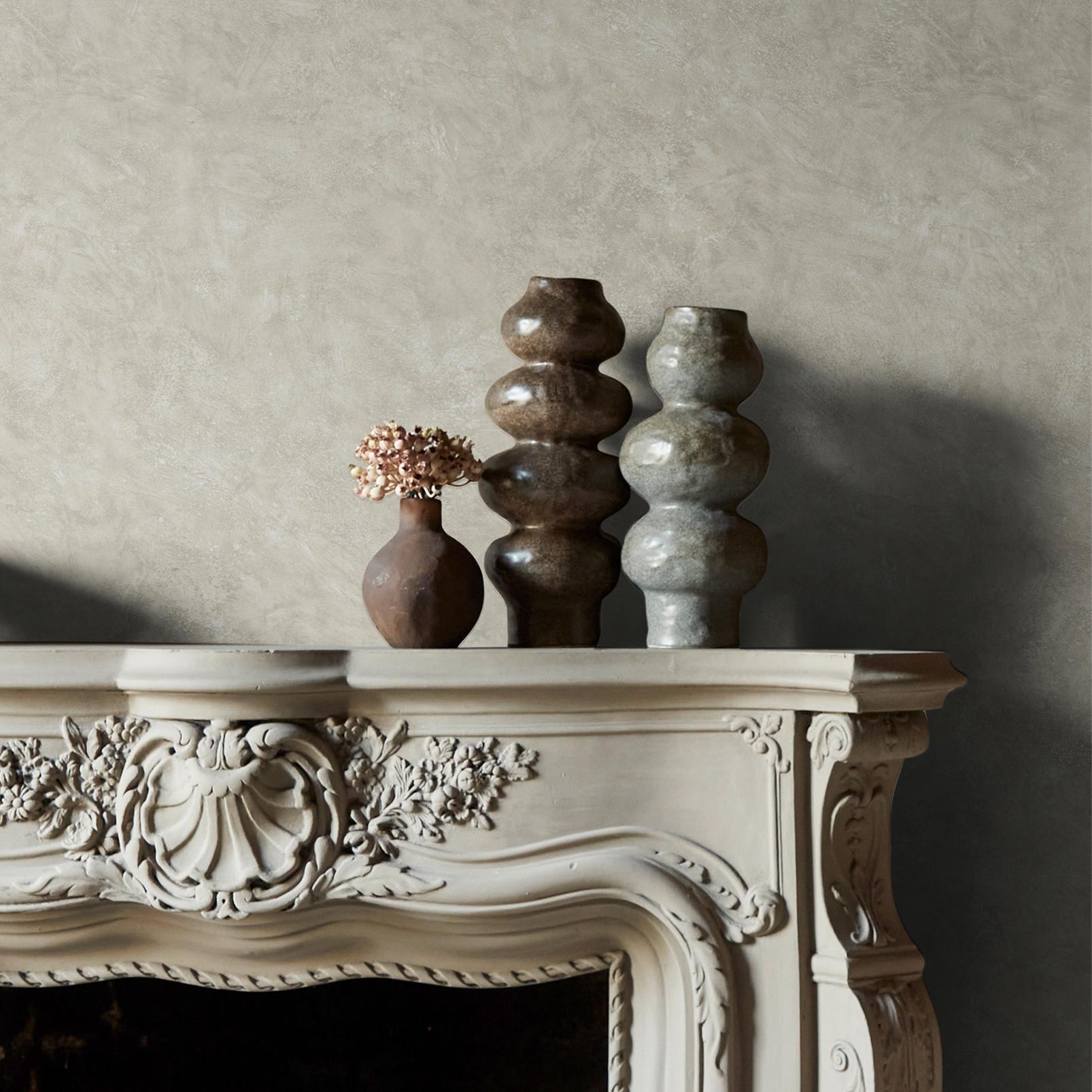 Abigail Ahern Urbanite Tadelakt Greige Wallpaper - 140112_ROOMSET_URBANITE TADELAKT GREIGE_01.jpg