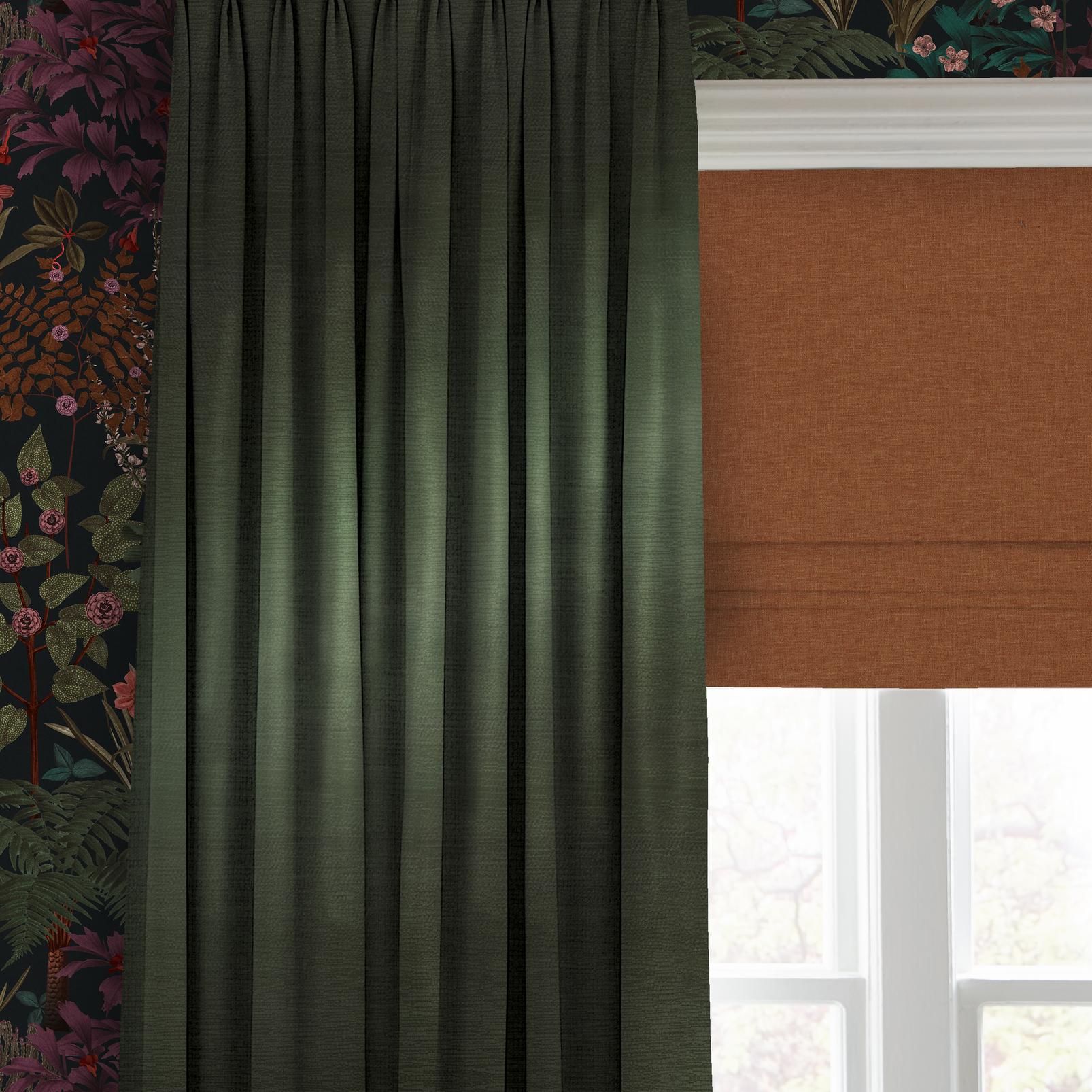 Ethereal Emerald Curtain close up image