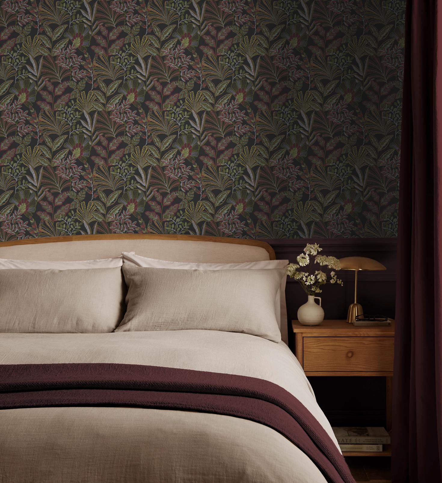 Vendura Weave Black & Damson Wallpaper - 142318_ROOMSET_01.jpg