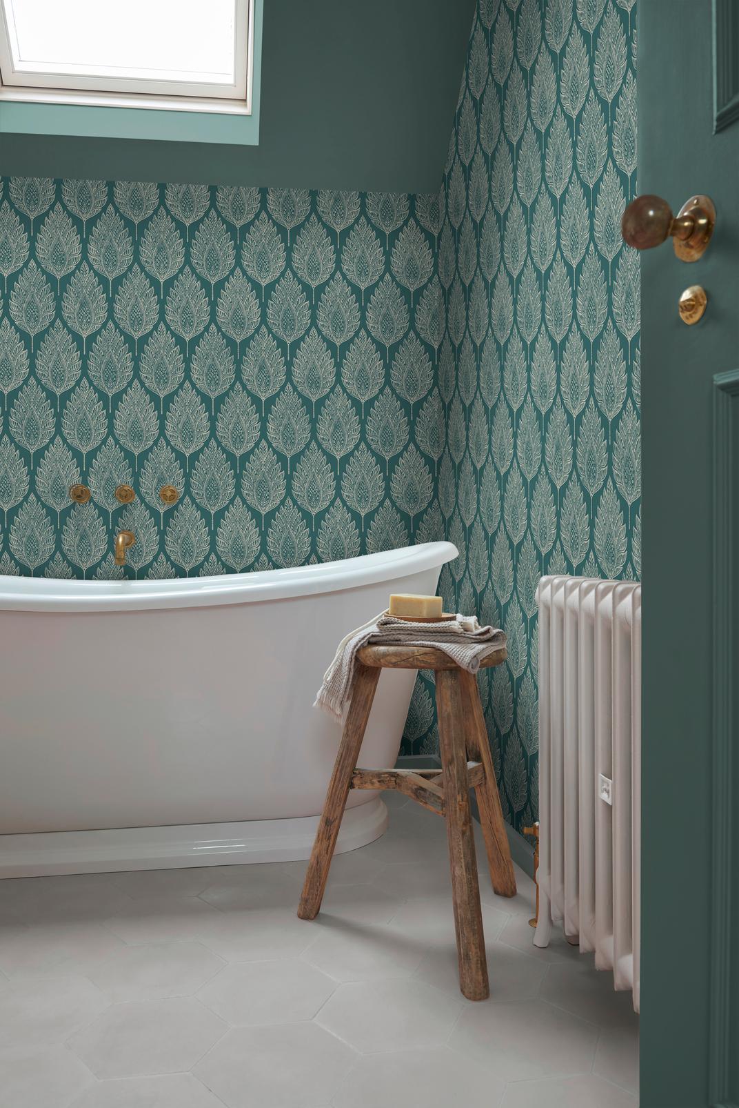 Flame Leaf Teal Wallpaper - 142309_ROOMSET_01.jpg