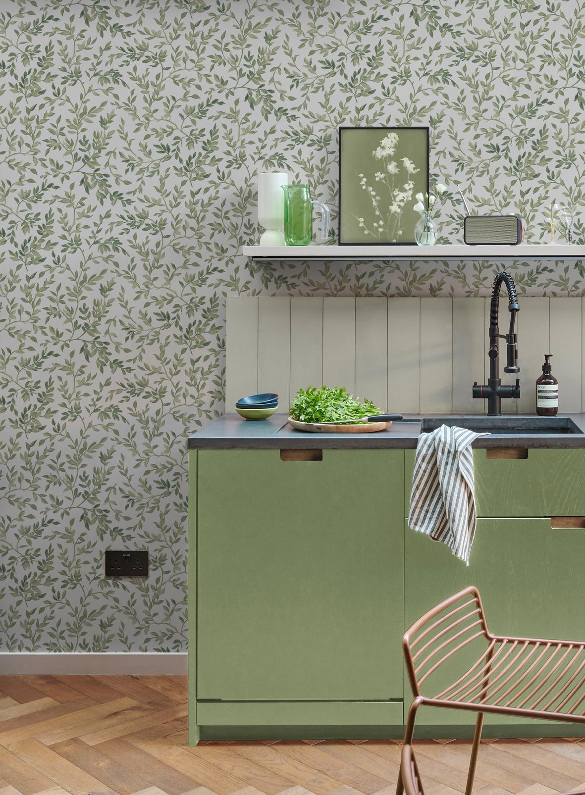 Archivist's Leaf Day Wallpaper - 142345_ROOMSET_01.jpg