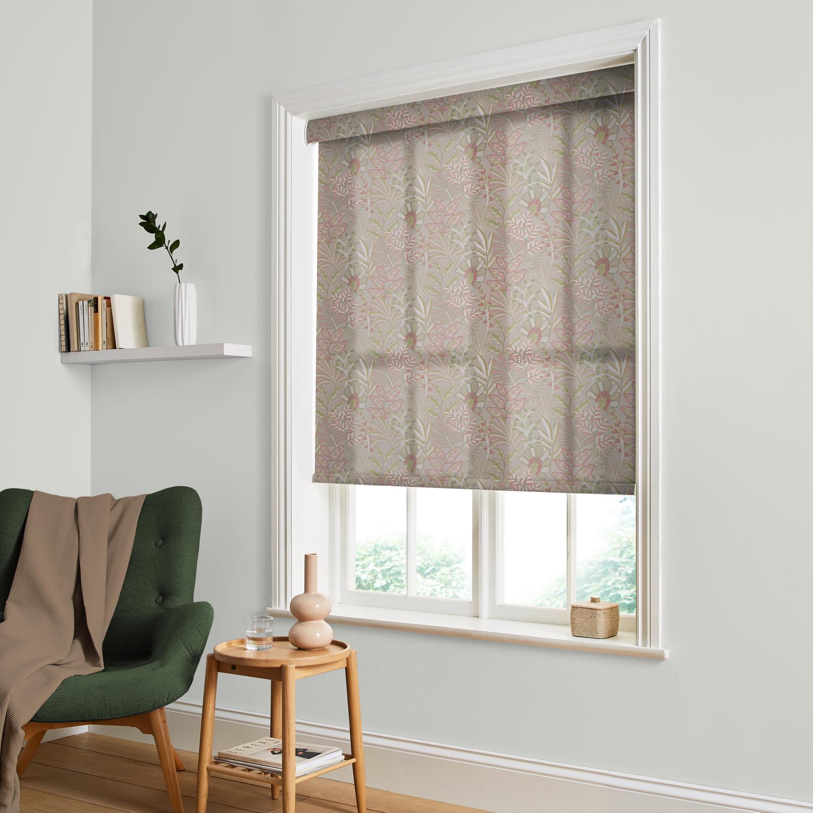 Vendura Weave Pink Roller Blind - 142642rol_ROOMSET_01.jpg
