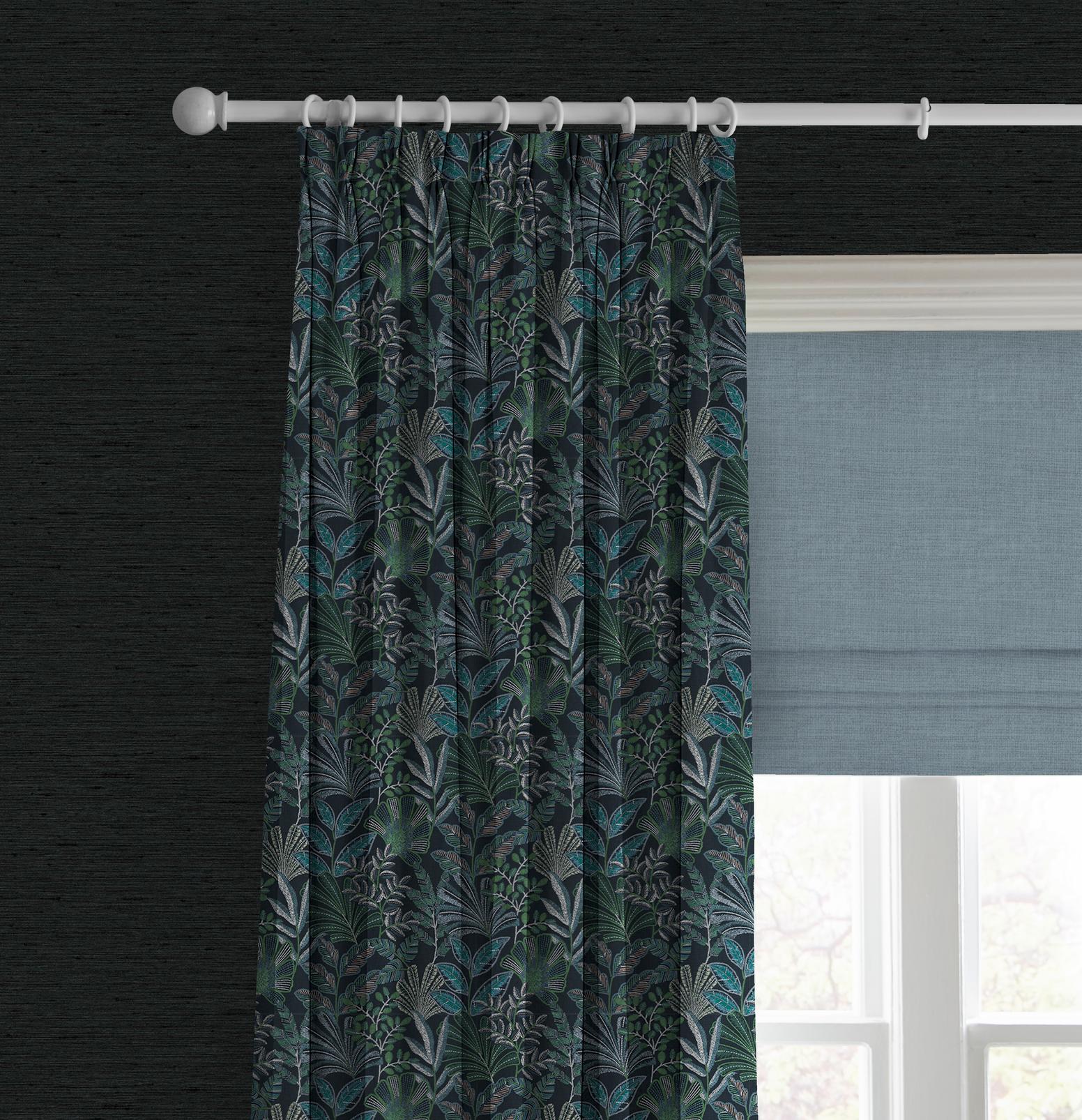 Vendura Weave Navy Curtain close up image