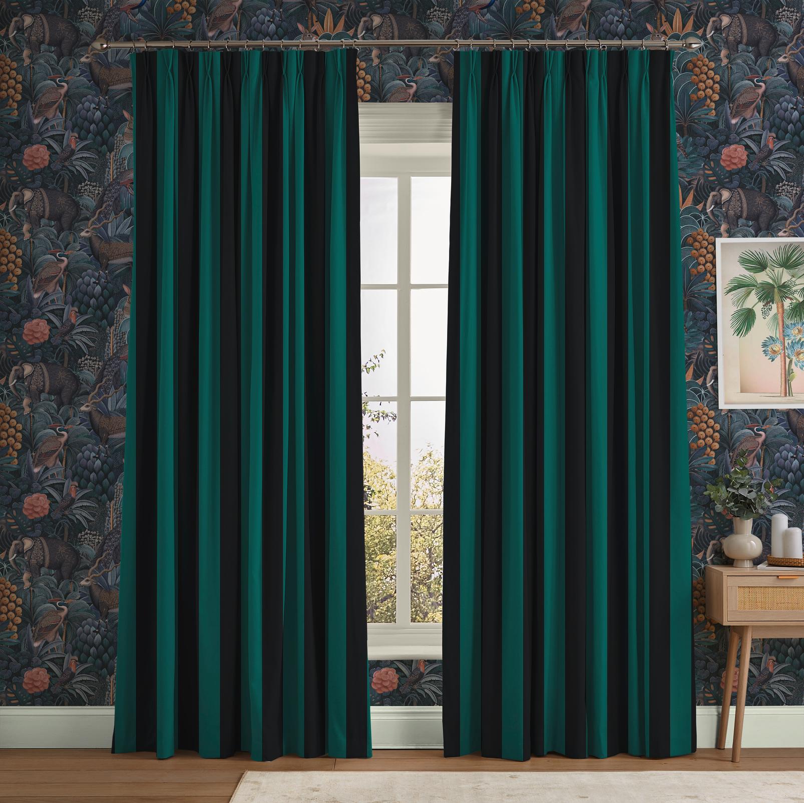 Équilibre Stripe Navy Curtain - 142555cur_ROOMSET_01.jpg