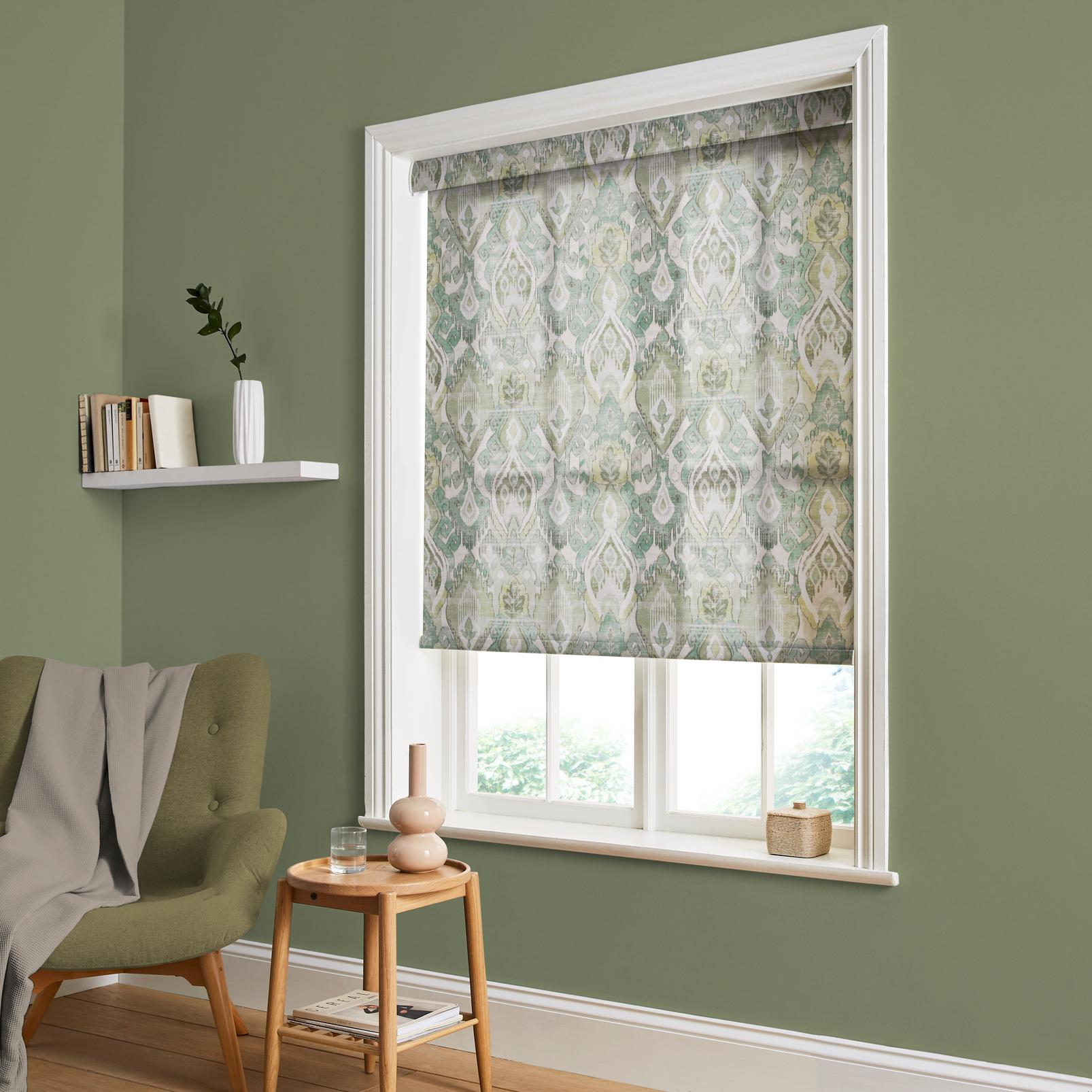 Daraee Tapestry Green Roller Blind - 142636rol_ROOMSET_01.jpg