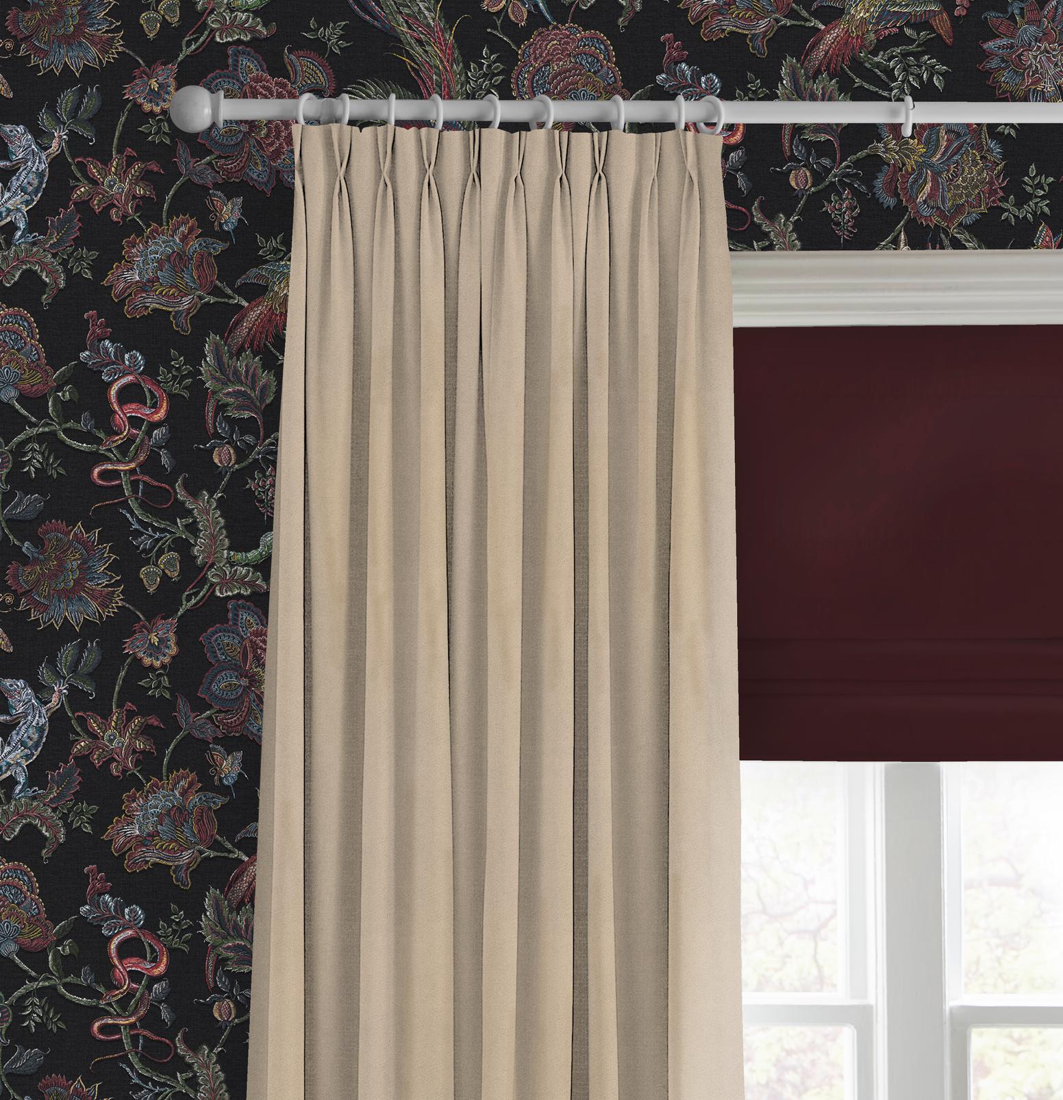 Divine Damson Roman Blind - 142572rom_CAMEO_01.jpg