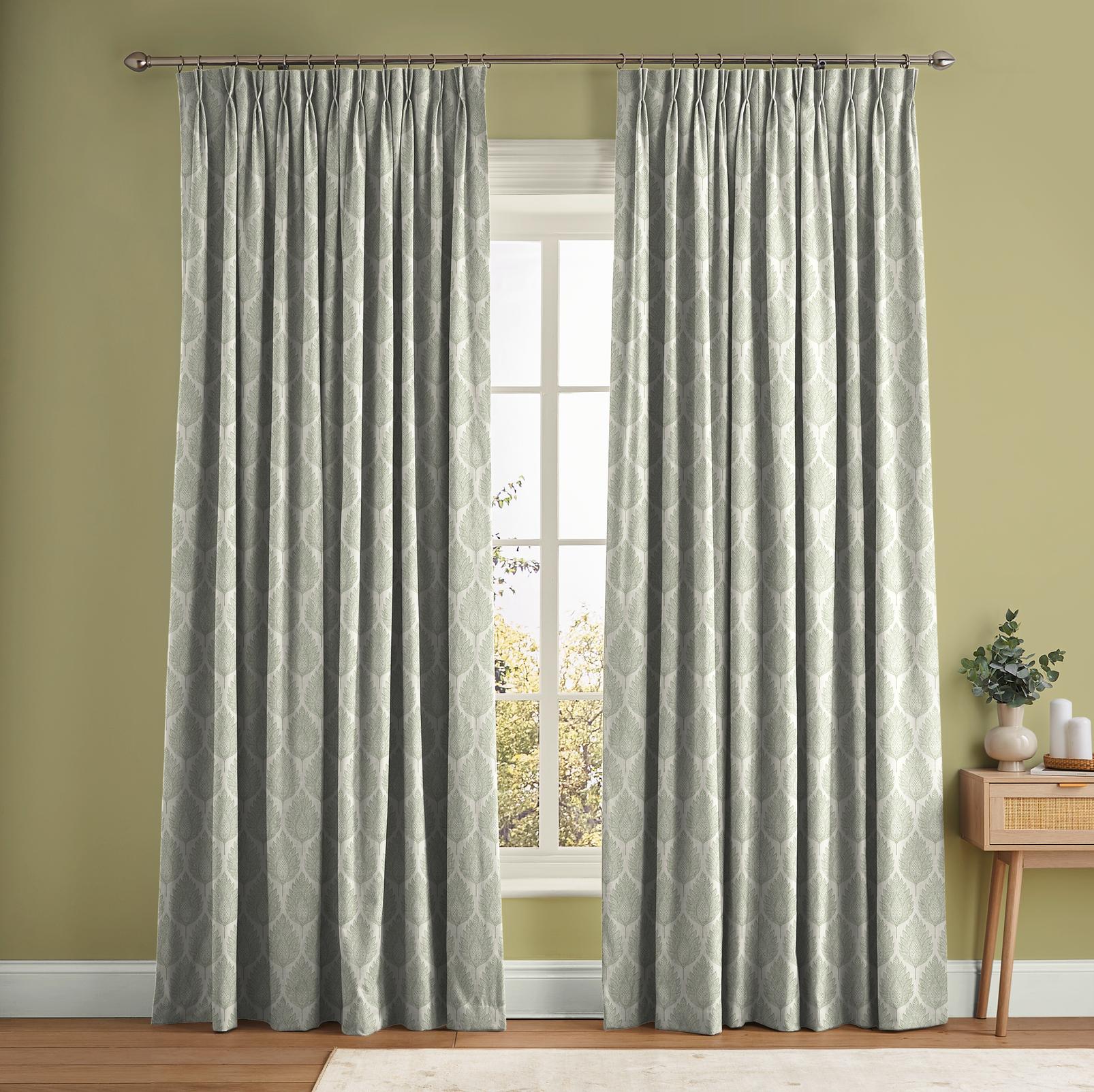 Flame Leaf Green Curtain - 142547cur_ROOMSET_01.jpg
