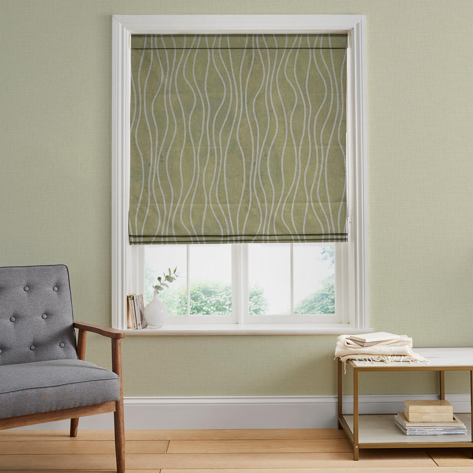 Amara Ivy Roman Blind in a Roomset