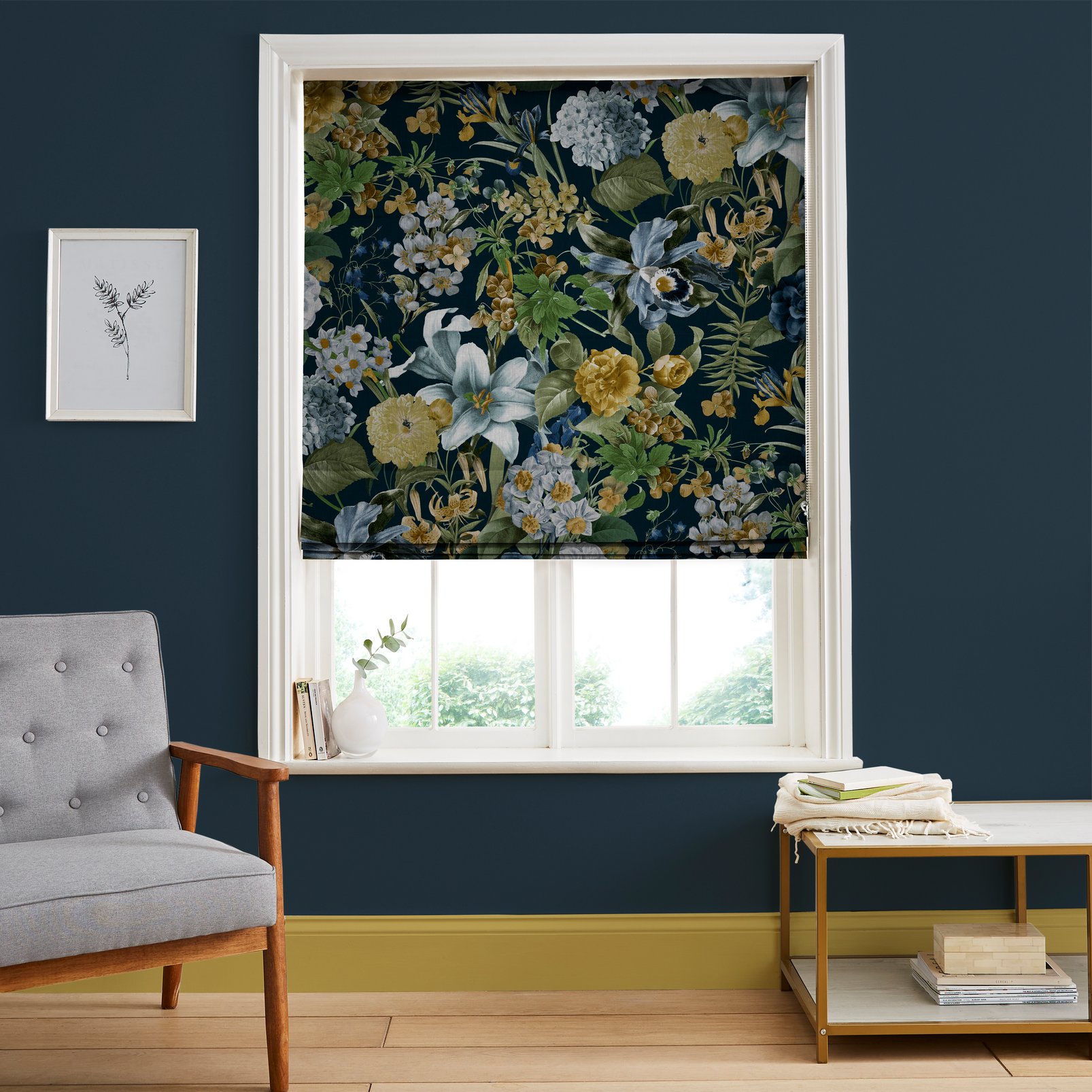 Glasshouse Flora Roman Blind - 116280rom_ROOMSET_01.jpg