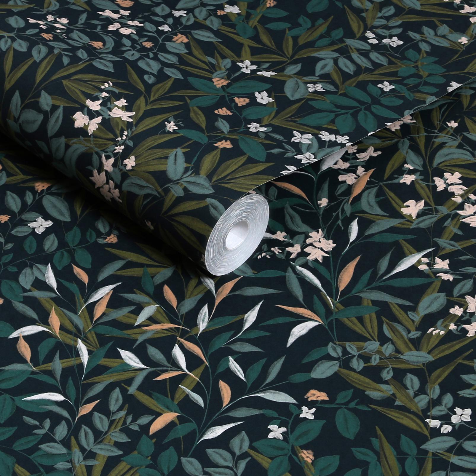 Reverie Navy Wallpaper - 143511_ROLLSHOT_01.jpg